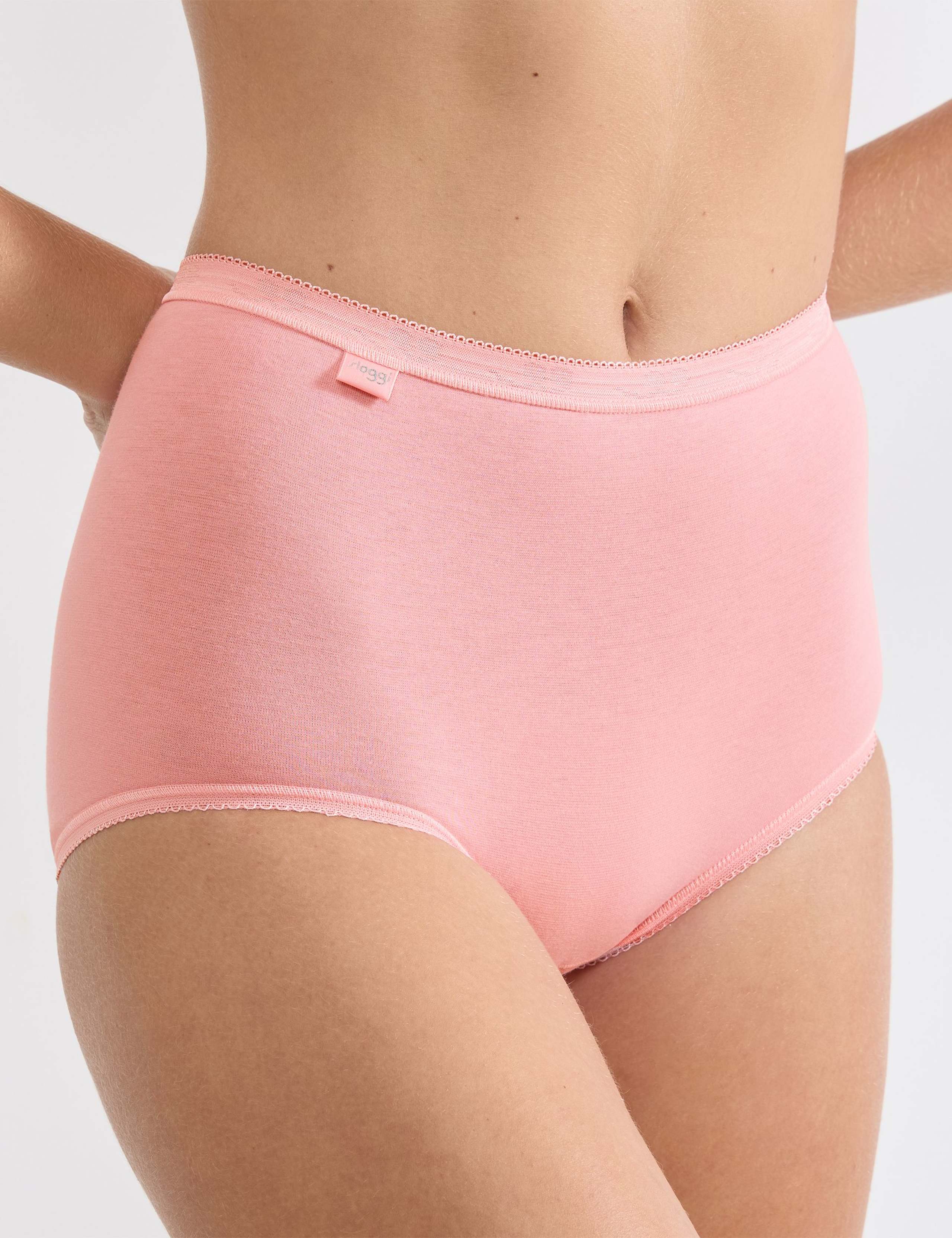 3pk Basic+ Maxi Cotton Rich Full Briefs 4 of 5