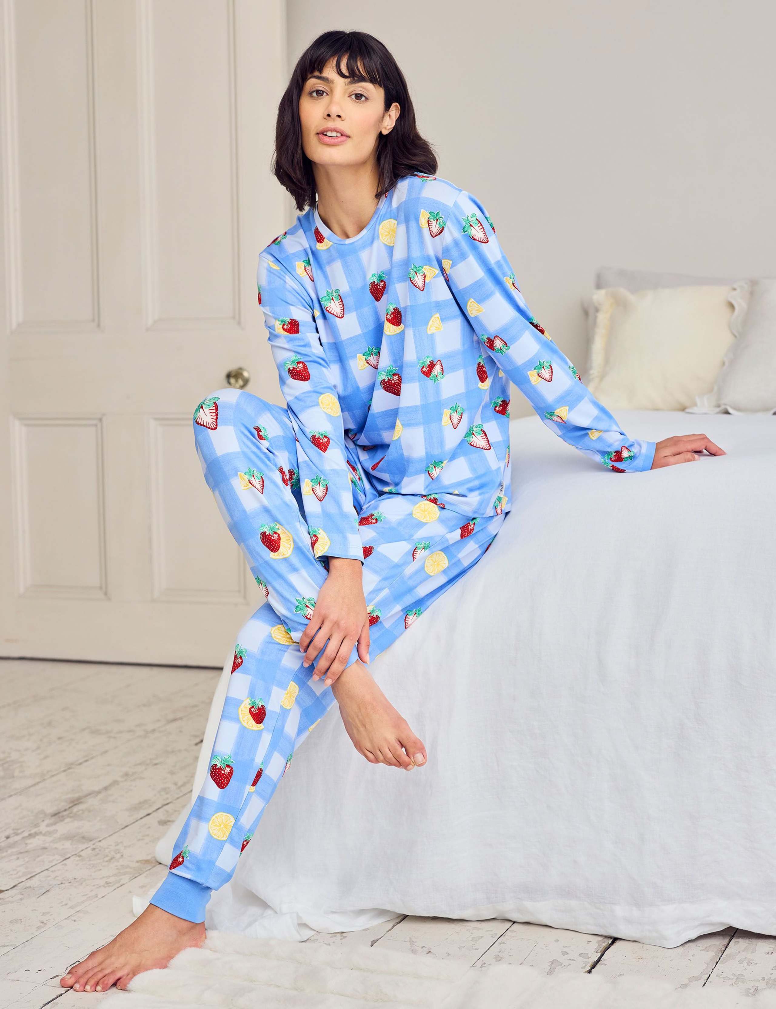 Print Crew Neck Pyjama Set 4 of 5