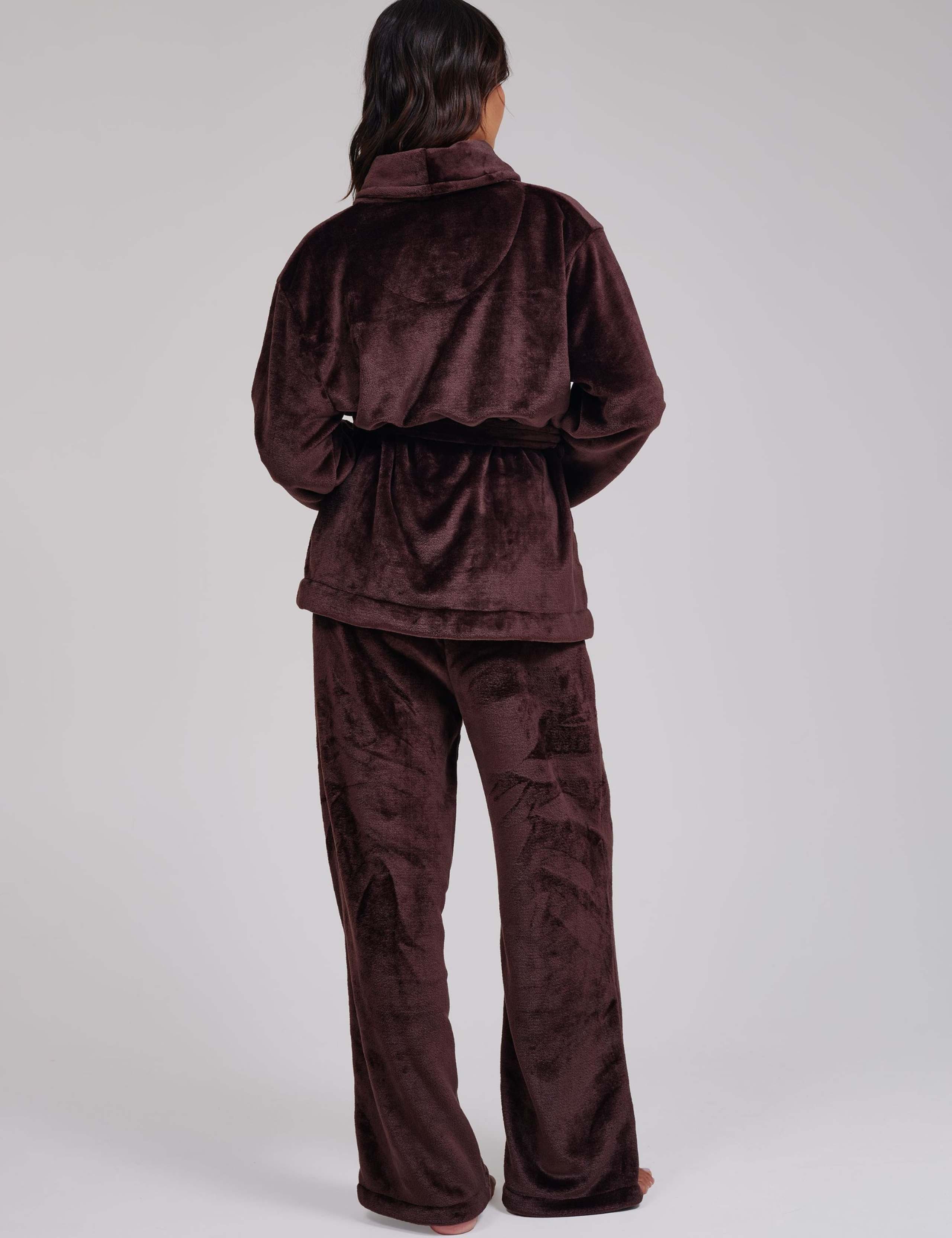 Fleece Lounge Set 6 of 7