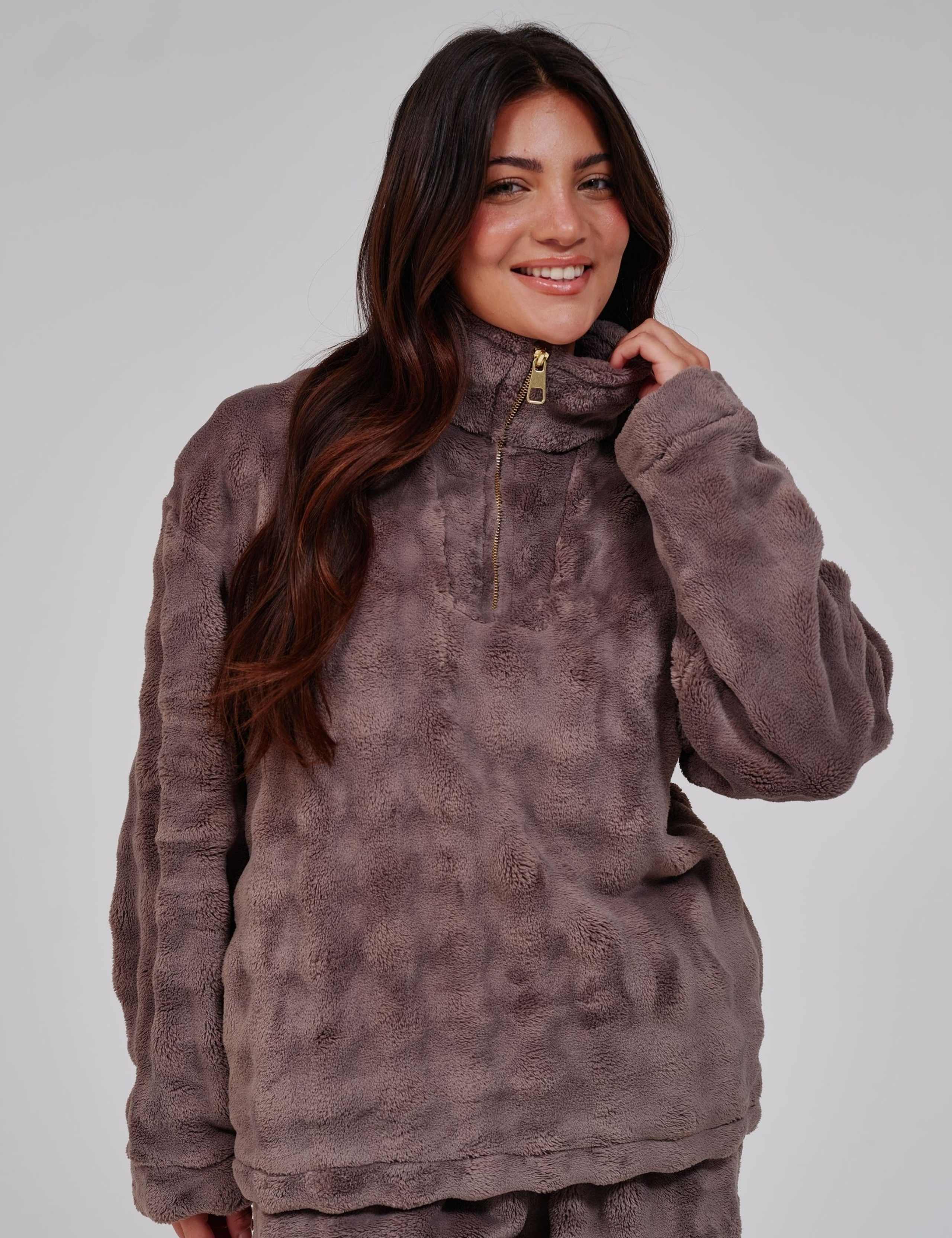 Fleece Quarter Zip Lounge Set 2 of 6