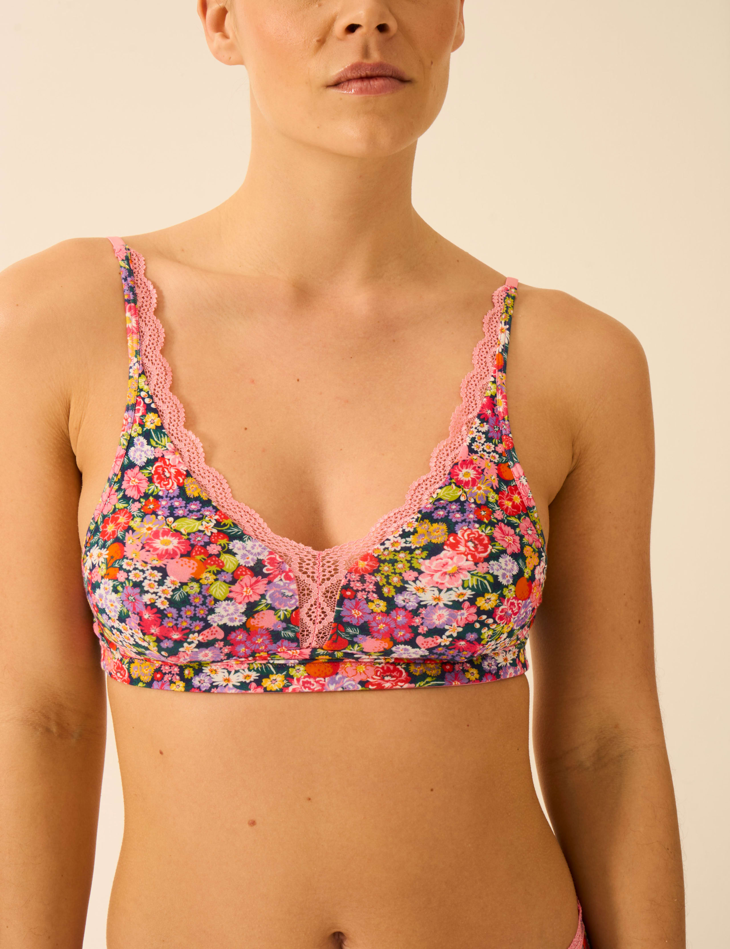 Lace Floral Plunge Bra 2 of 3