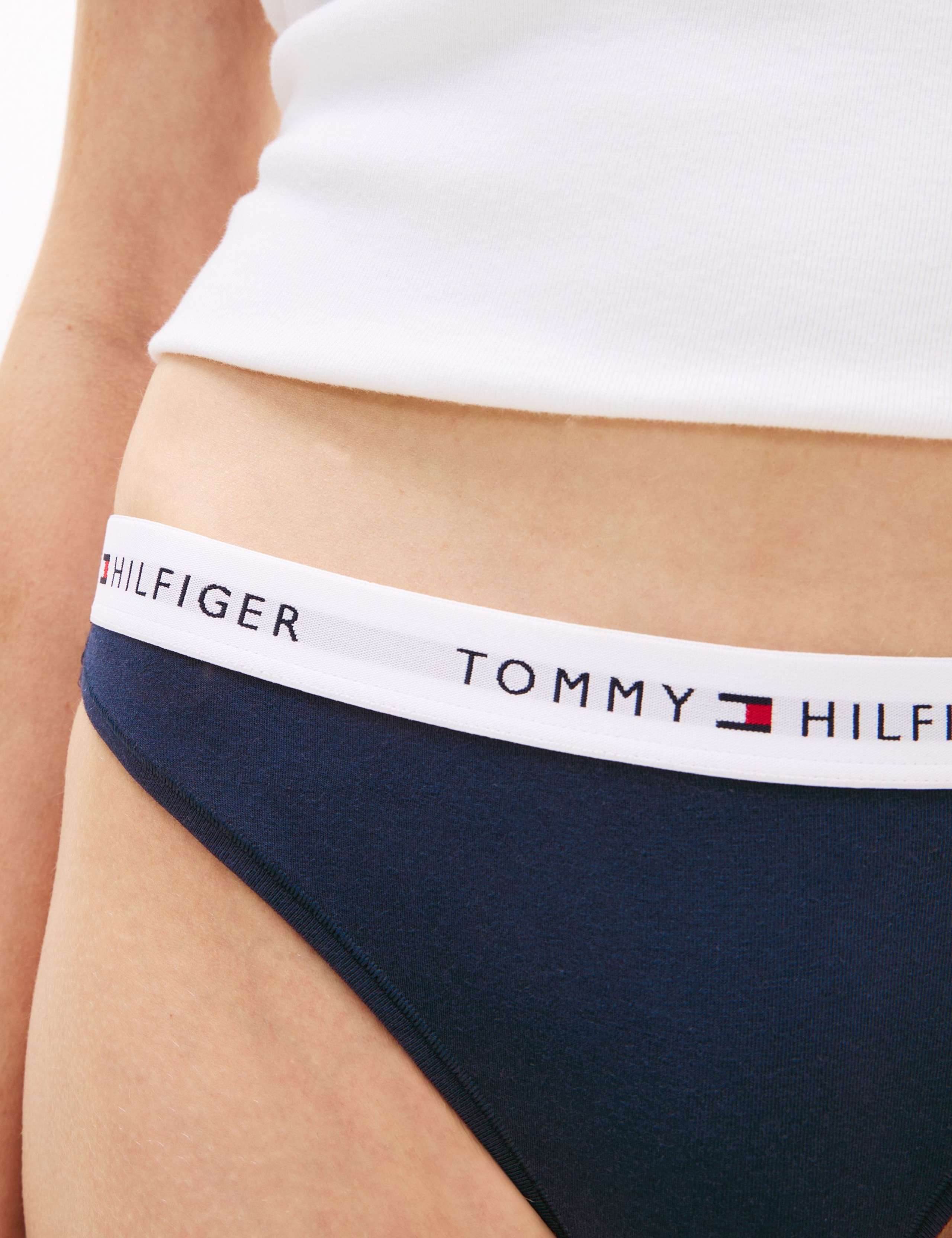 3 Pack Cotton Rich Thongs 6 of 6