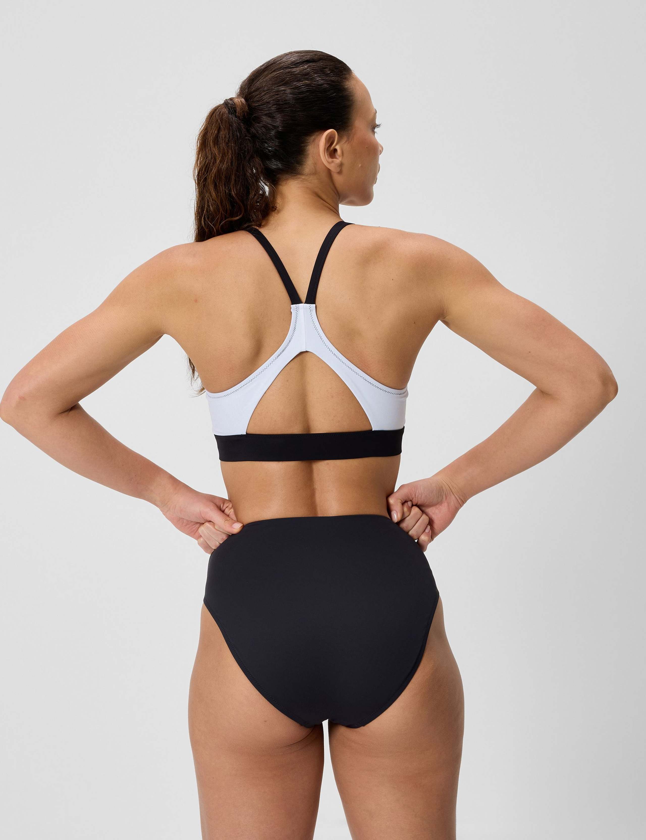 Colourblock Scoop Neck Racer Back Bikini Top 2 of 2