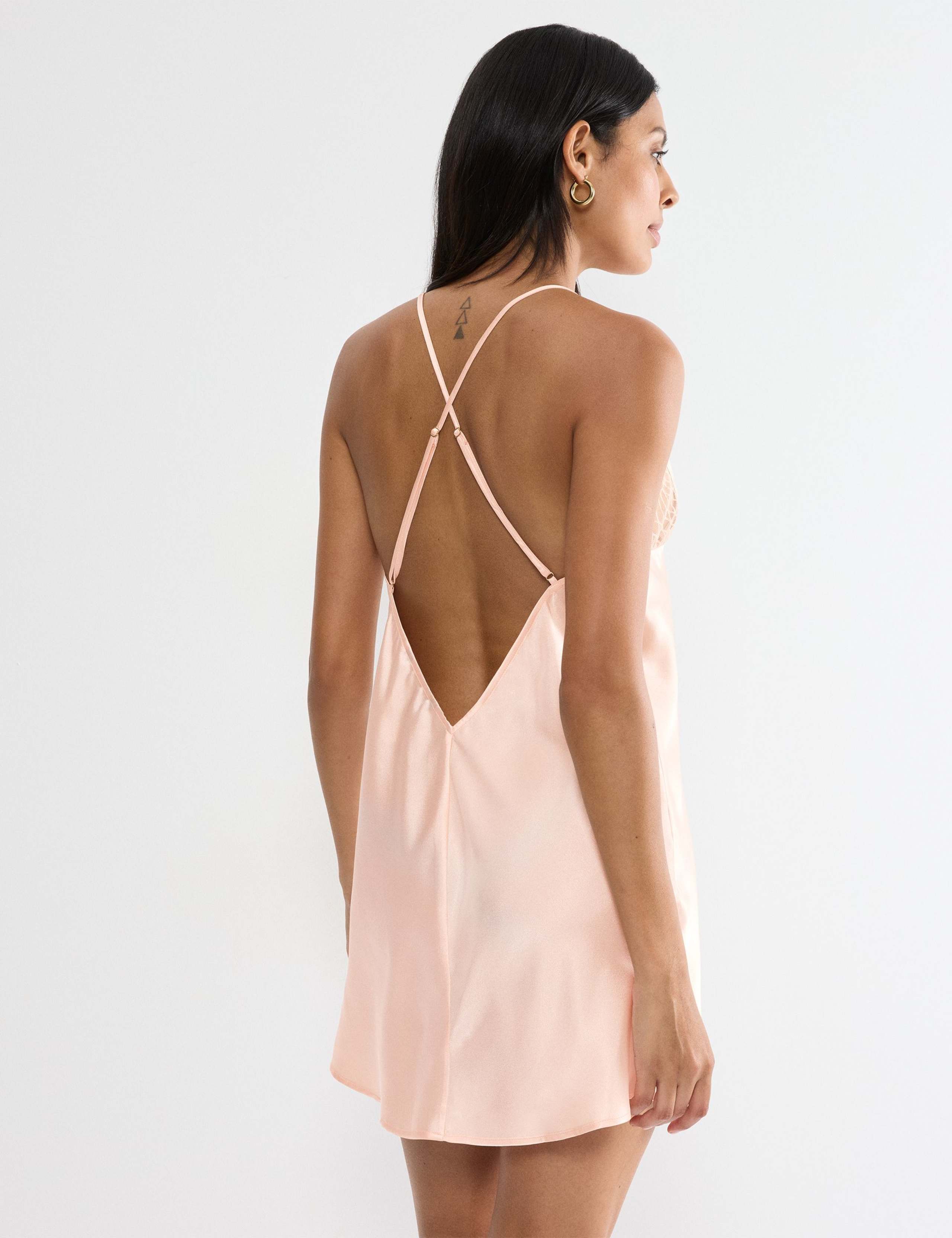 A Weekend to Remember Chemise 6 of 6