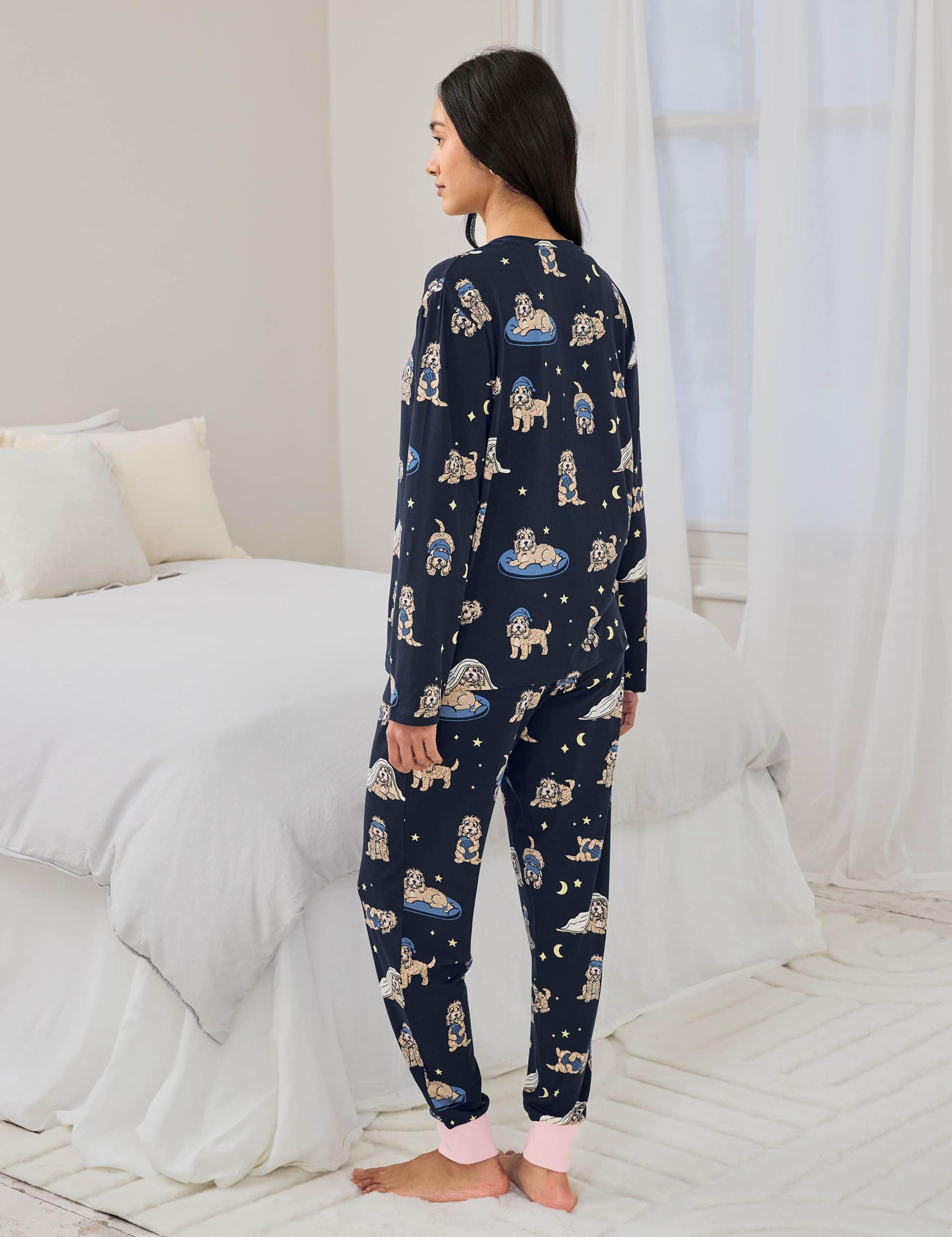 Crew Neck Printed Pyjama Set 6 of 6