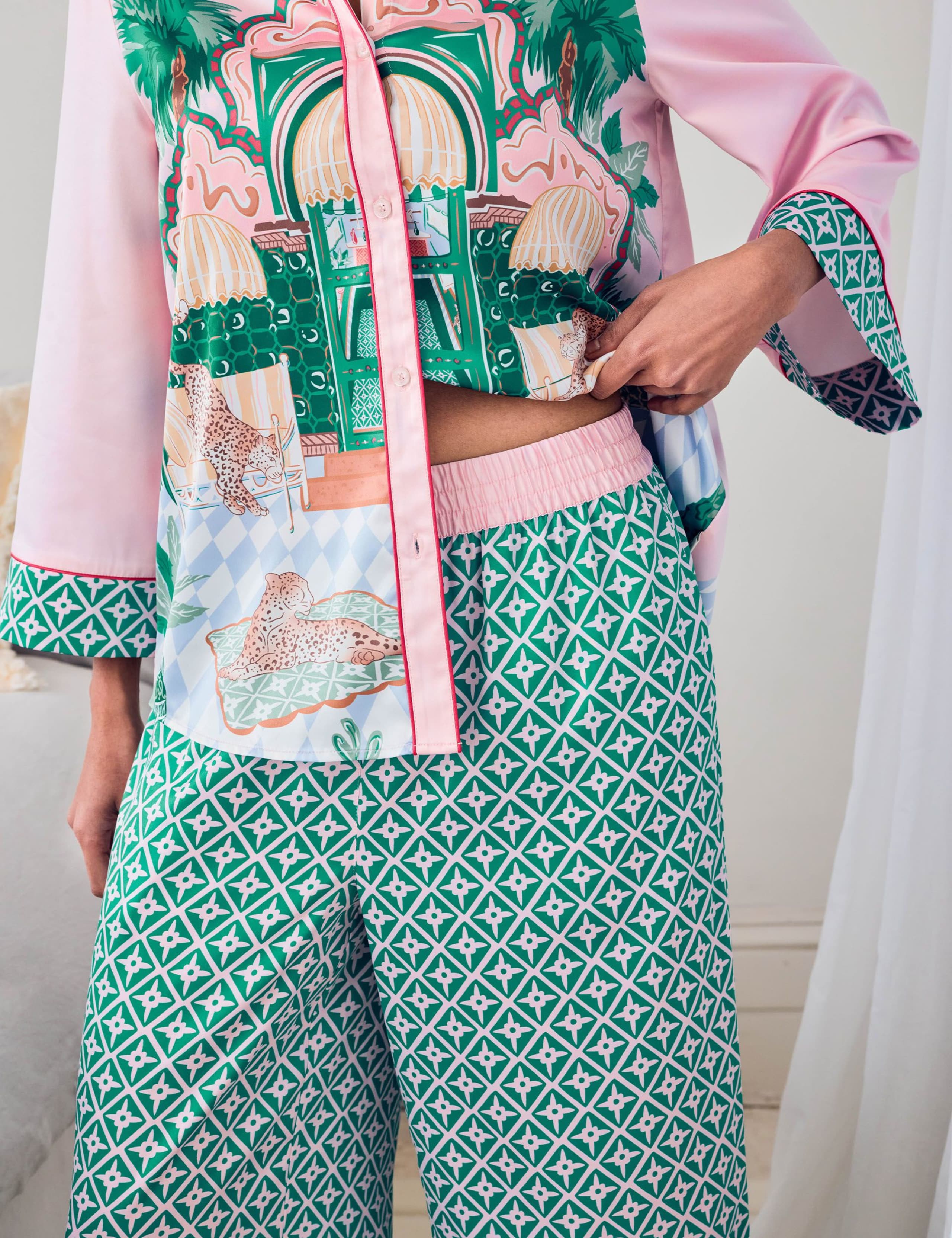 Printed Pyjama Set 5 of 6