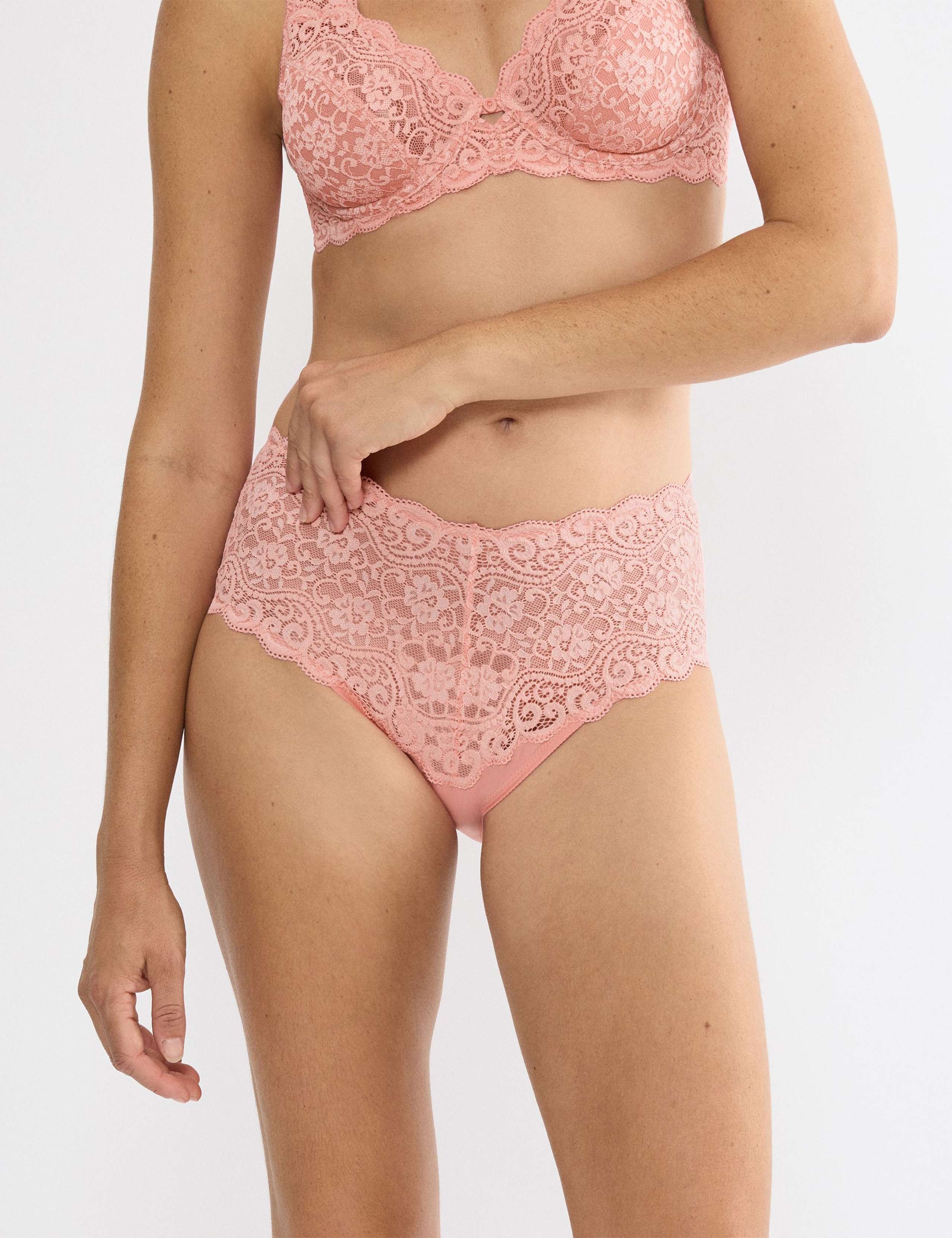 Amourette Maxi High Waisted Full Briefs 3 of 4