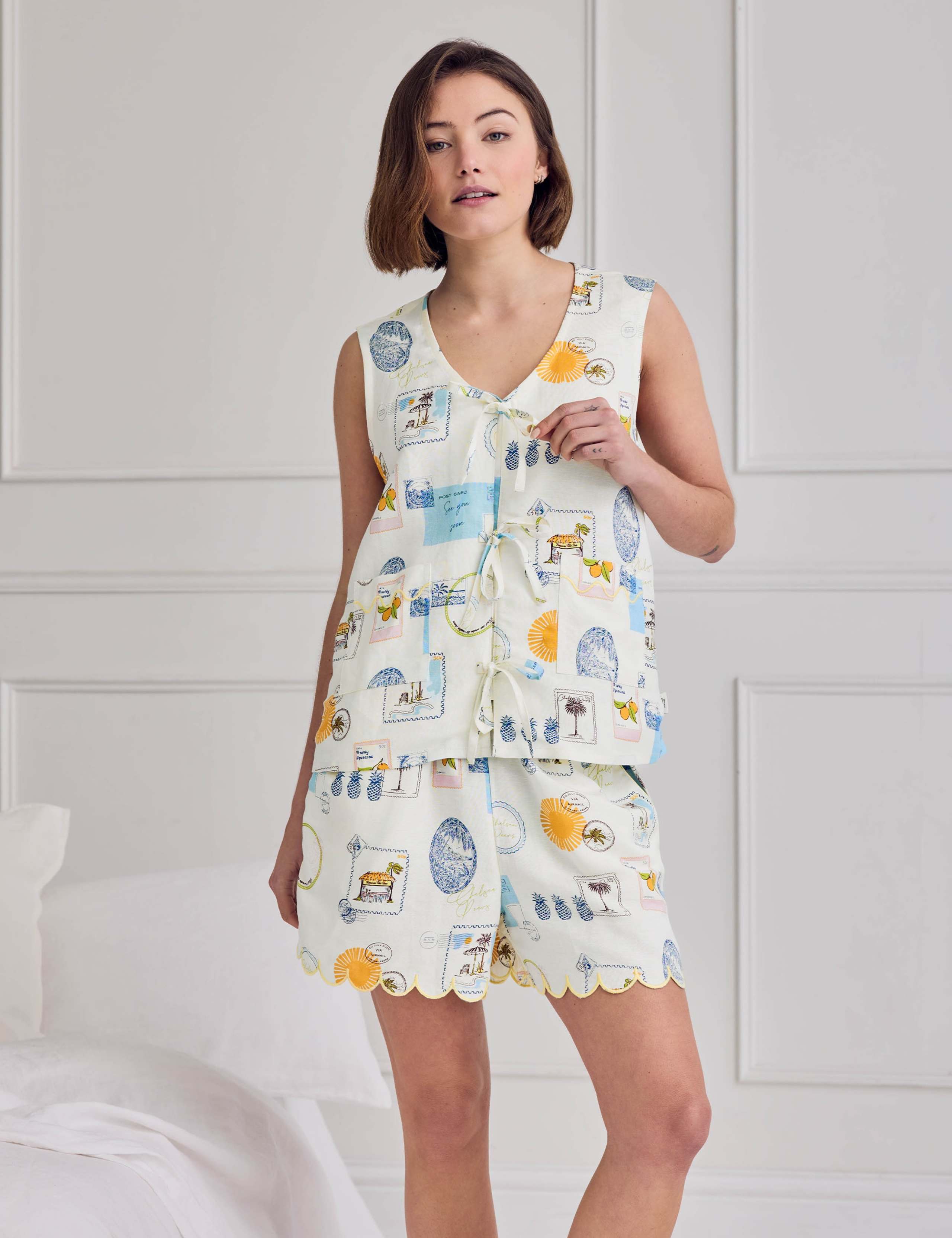 Linen Rich Holiday Print Tie Front Shortie Set 8 of 9