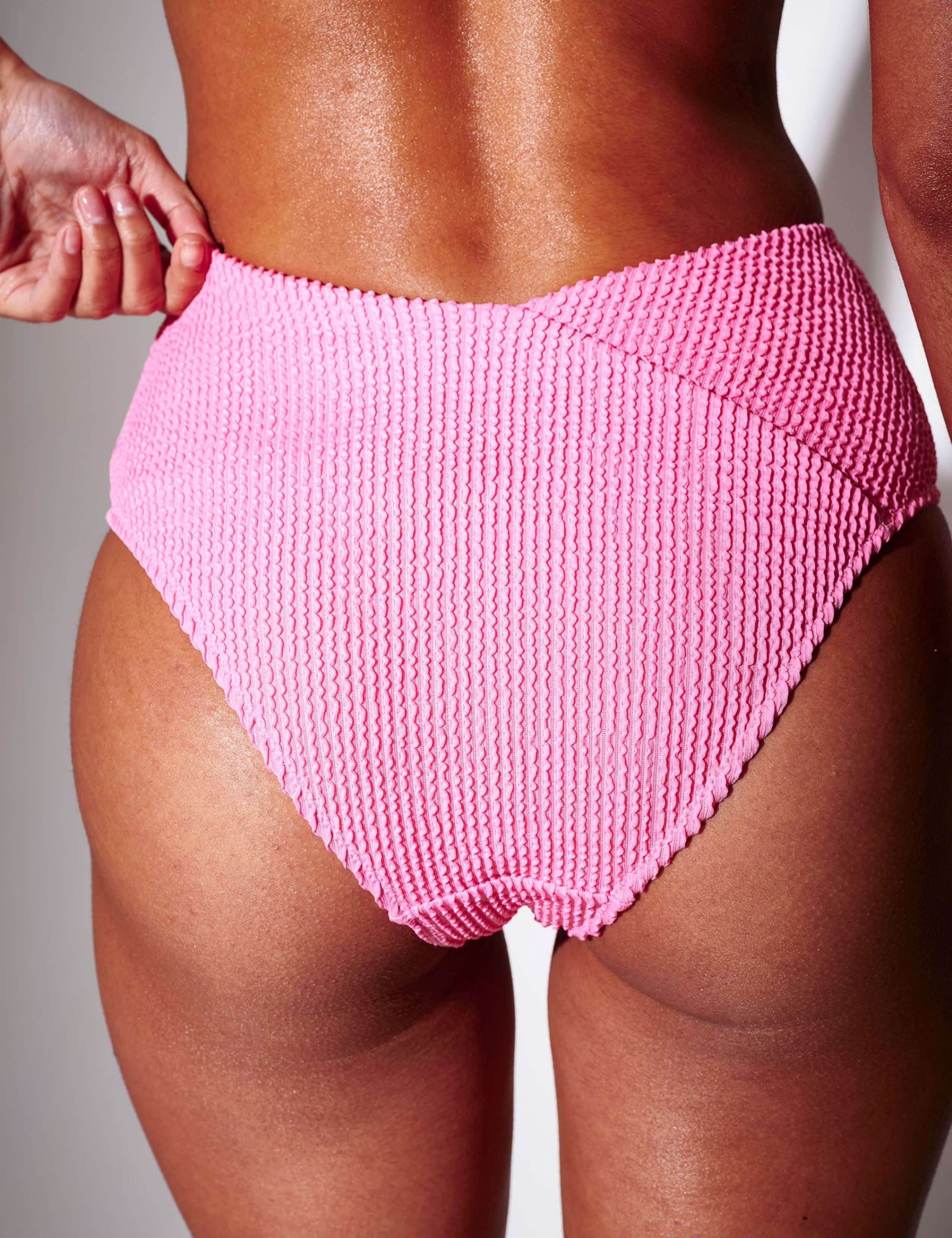 Textured V-Waist High Leg Bikini Bottoms 4 of 4