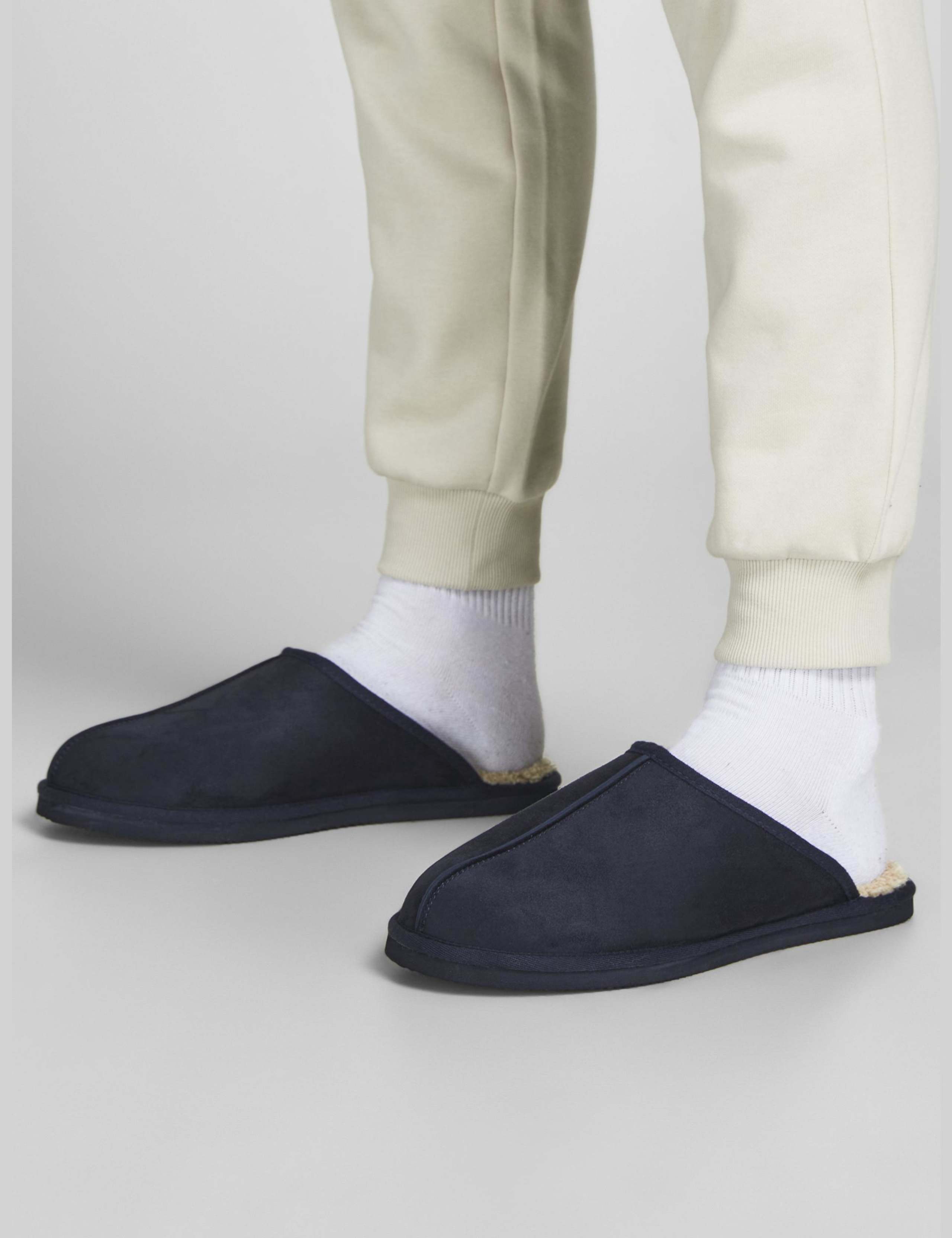 Fleece Lined Mule Slippers 3 of 6