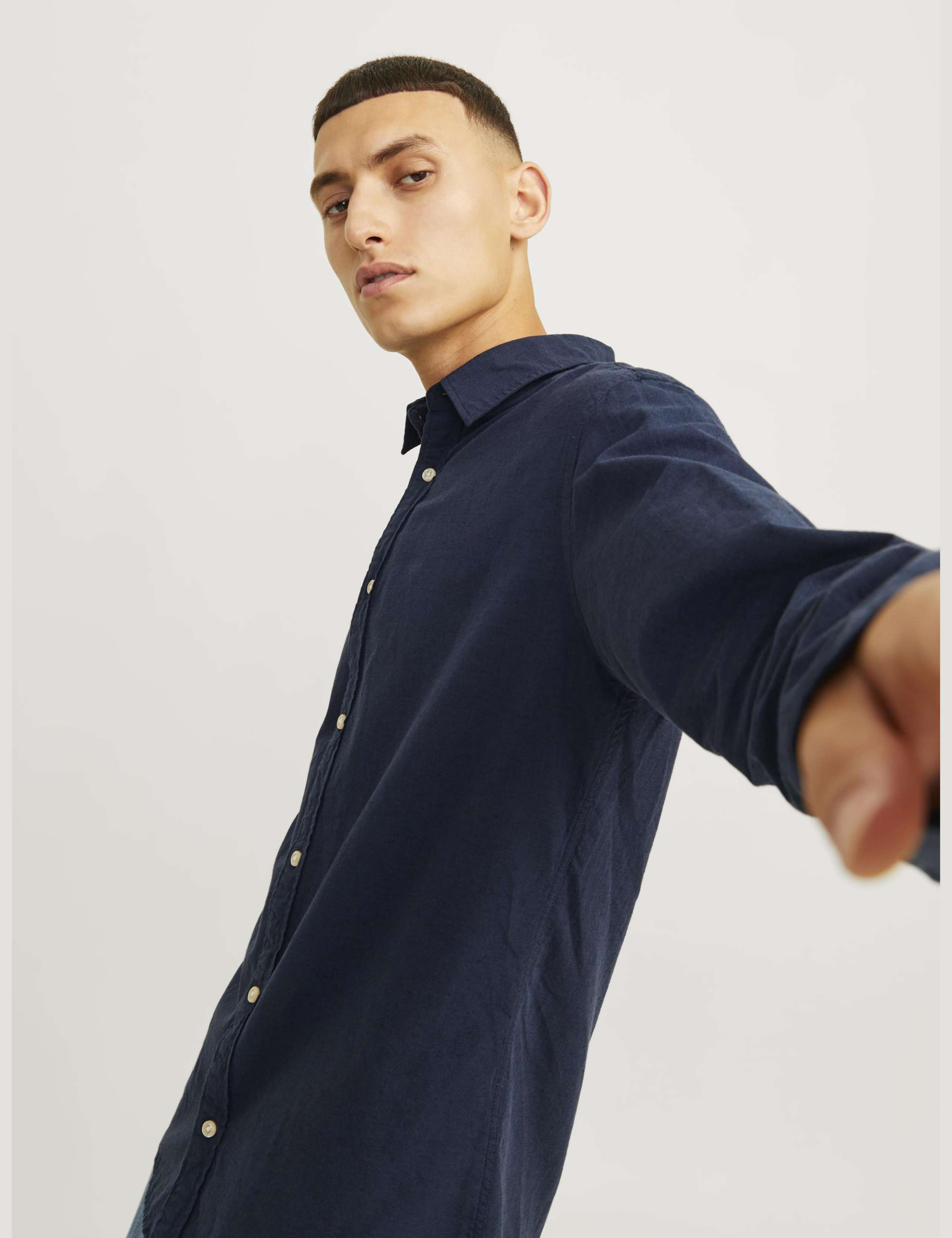 Cotton Linen Blend Oxford Shirt 5 of 7