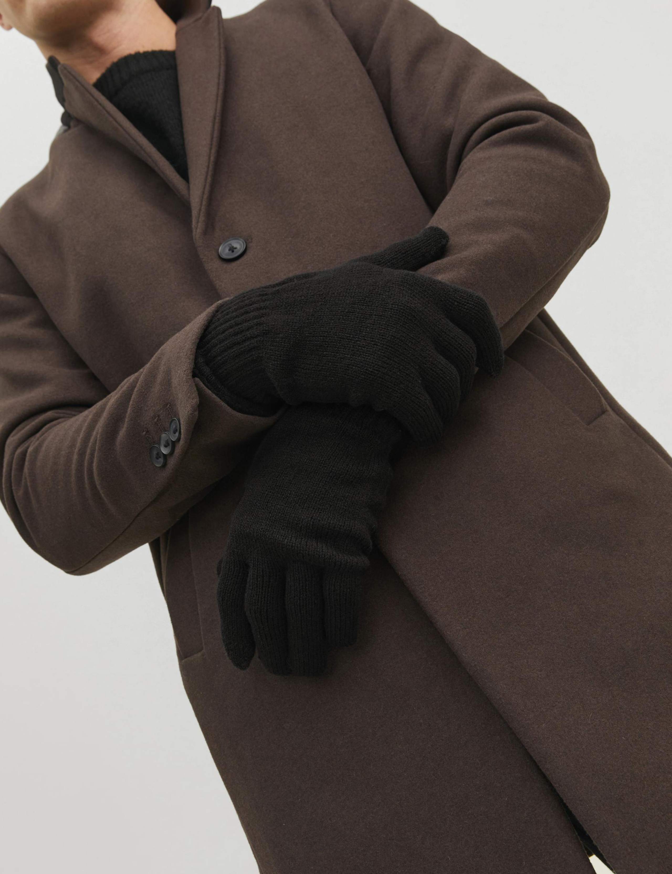 Knitted Gloves 1 of 5