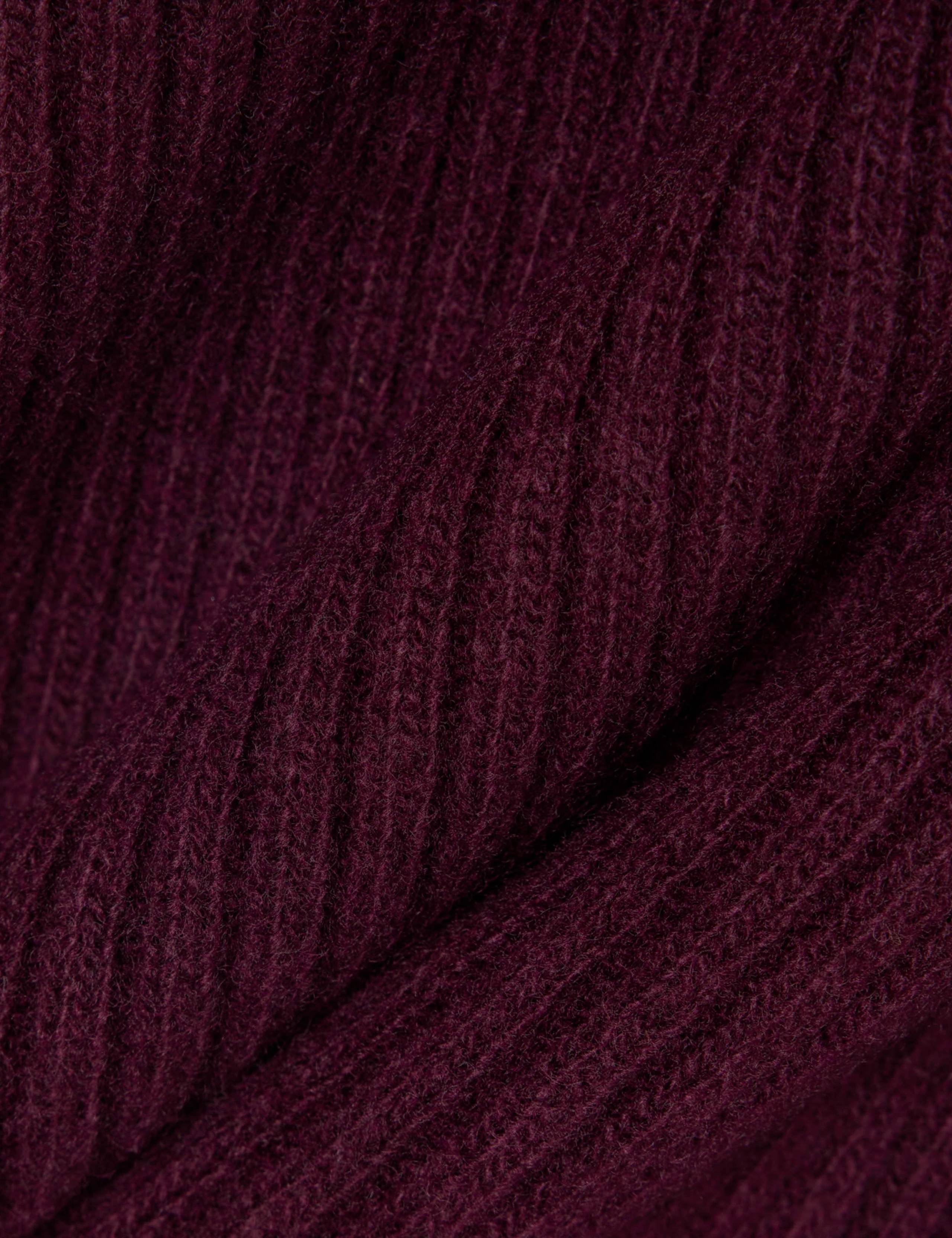 Pure Wool Scarf 3 of 3