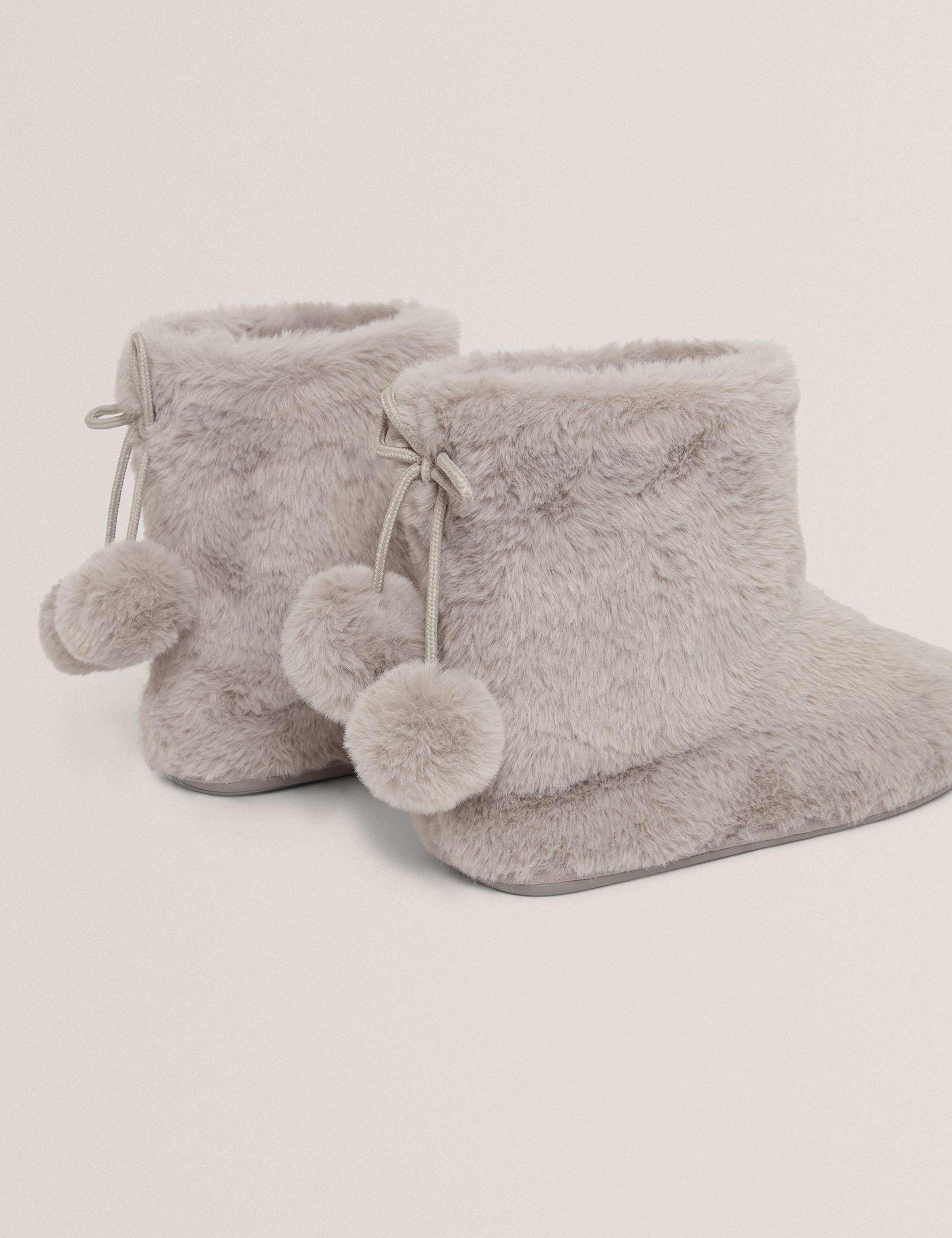 Faux Fur Pom Pom Round Toe Slipper Boots 3 of 4