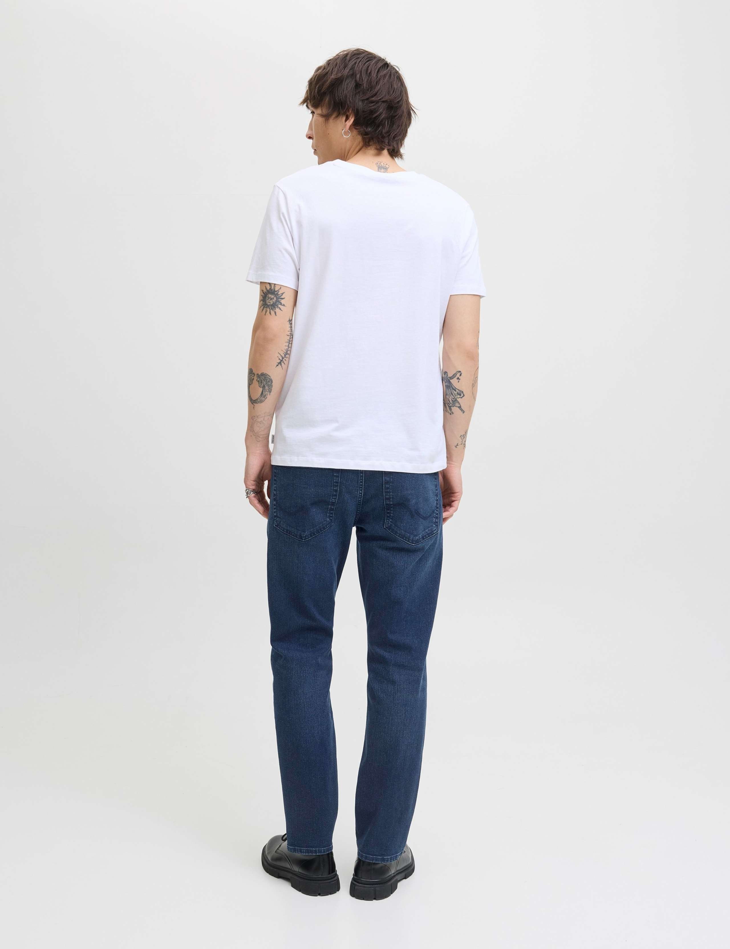 Regular Fit 5 Pocket Stretch Jeans 3 of 7