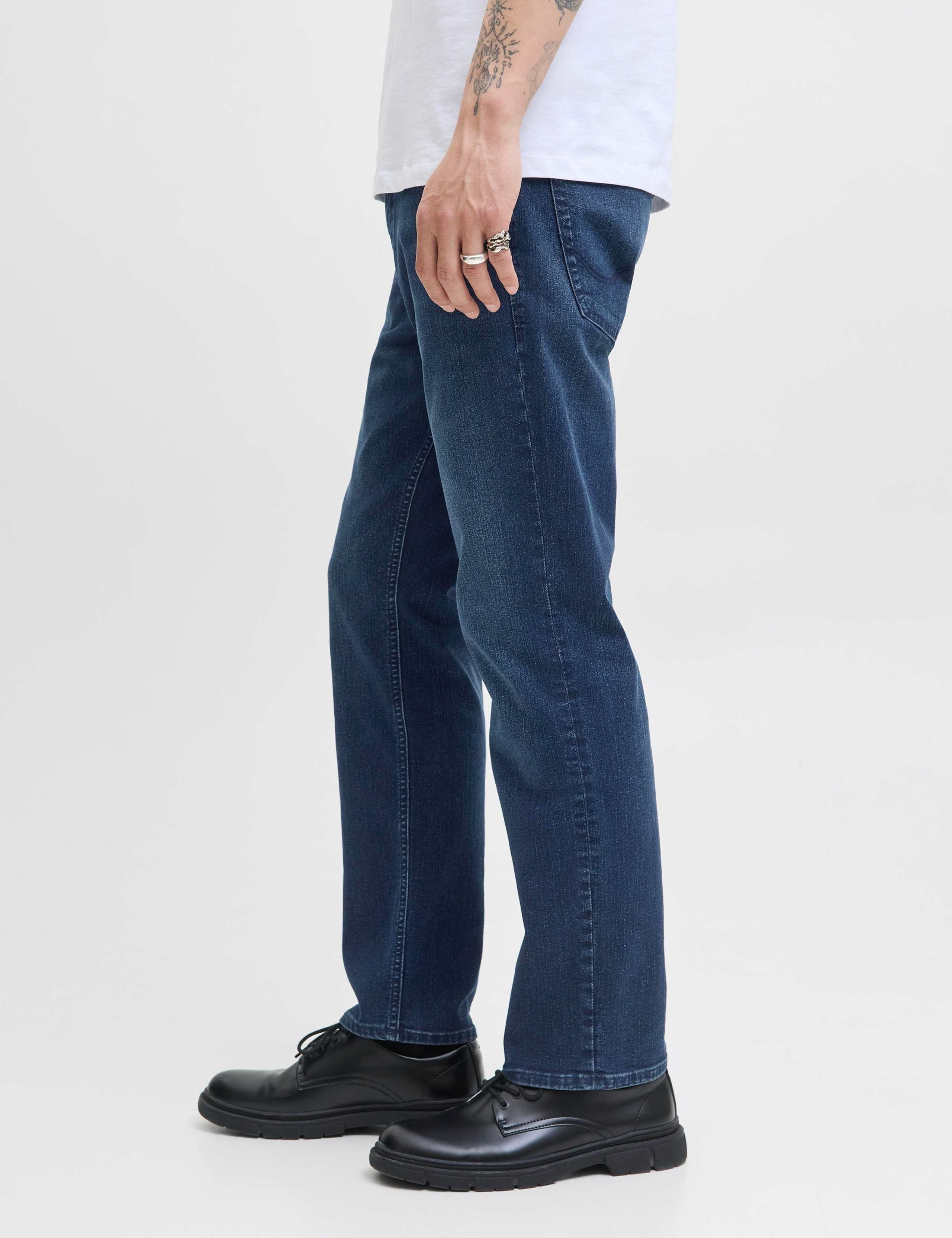 Regular Fit 5 Pocket Stretch Jeans 5 of 7