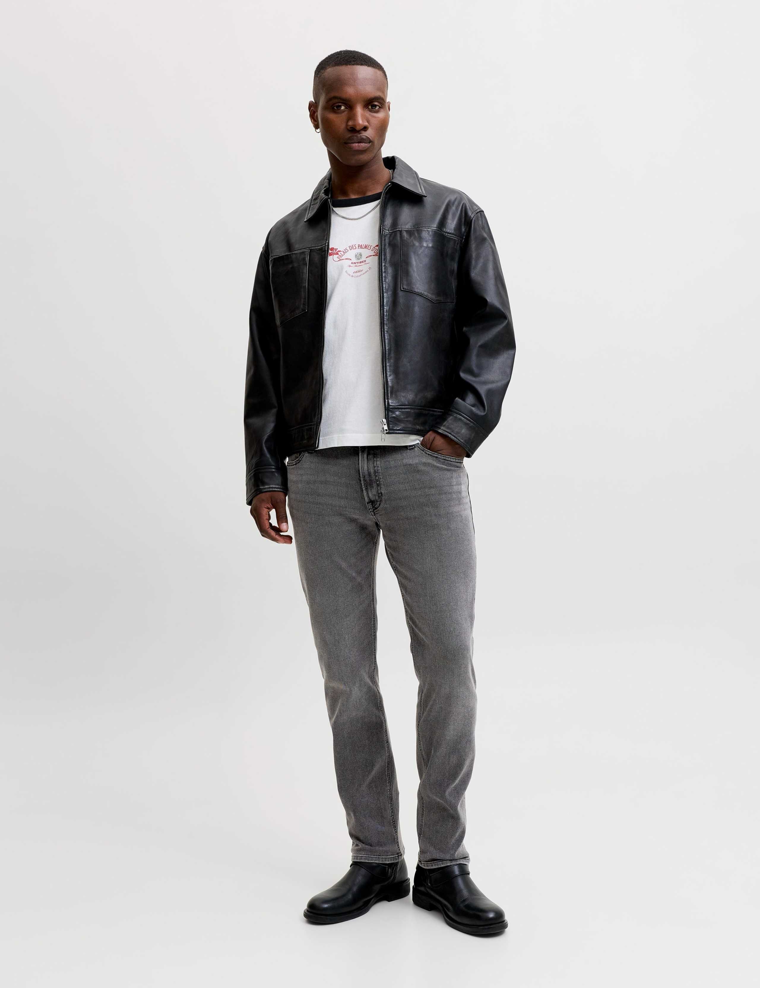 Regular Fit 5 Pocket Stretch Jeans 6 of 7