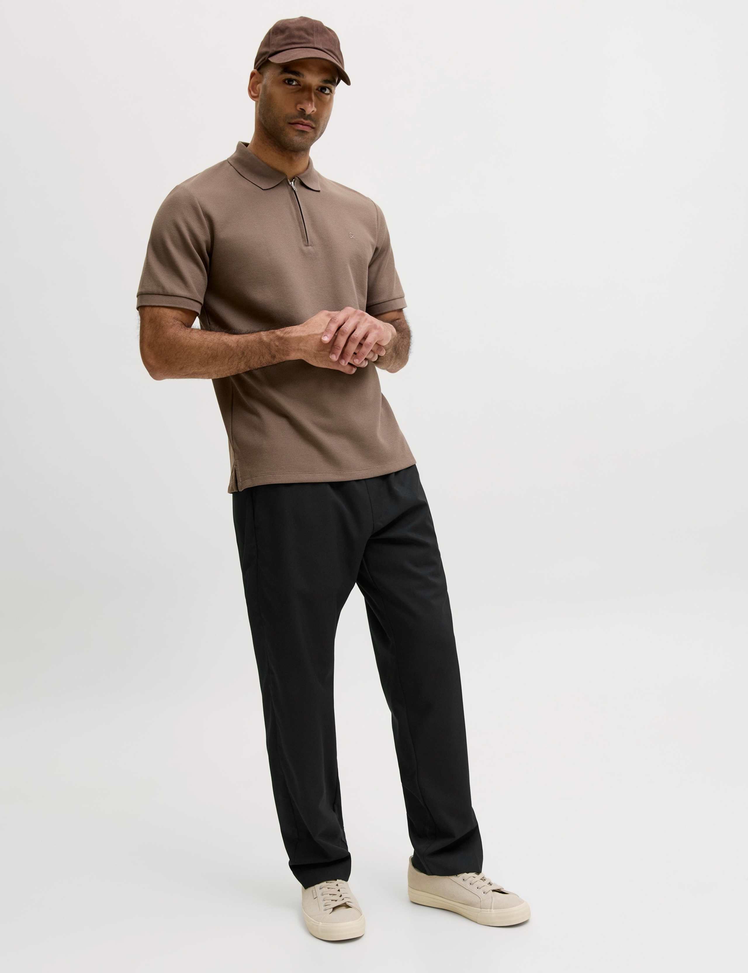 Drawstring Joggers 4 of 7