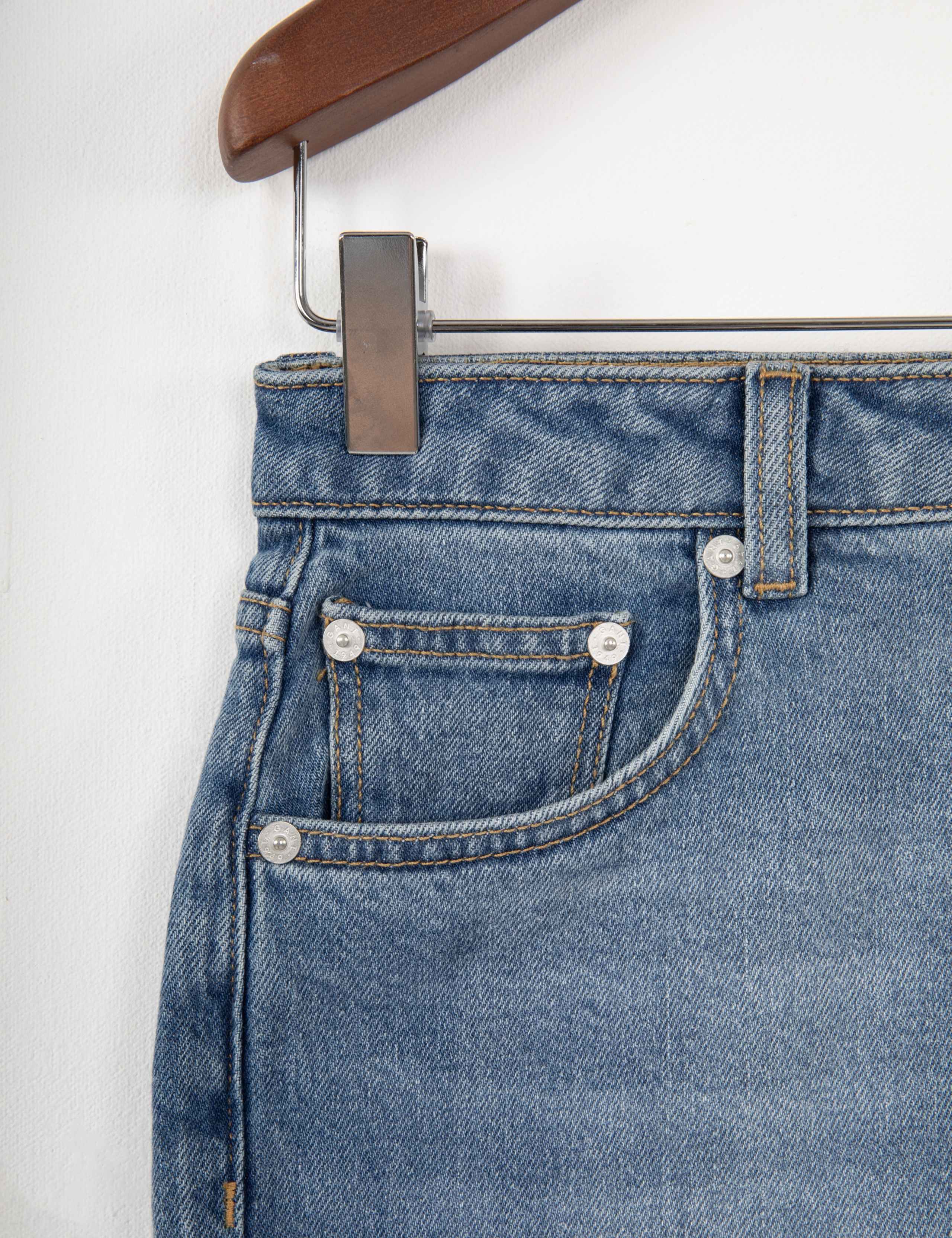 Mid Rise Straight Leg Cropped Jeans 2 of 4