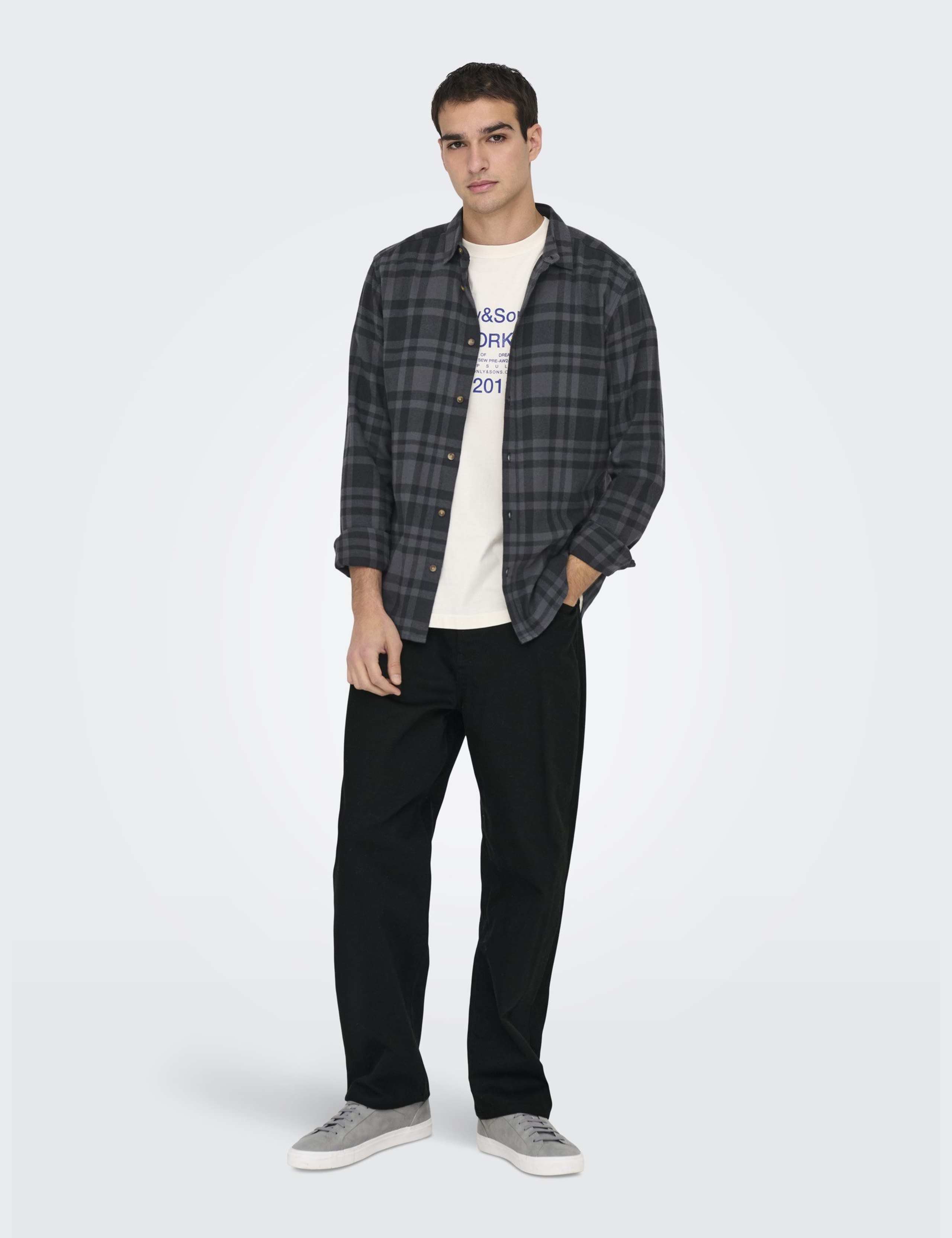 Loose Fit 5 Pocket Rigid Jeans 4 of 7