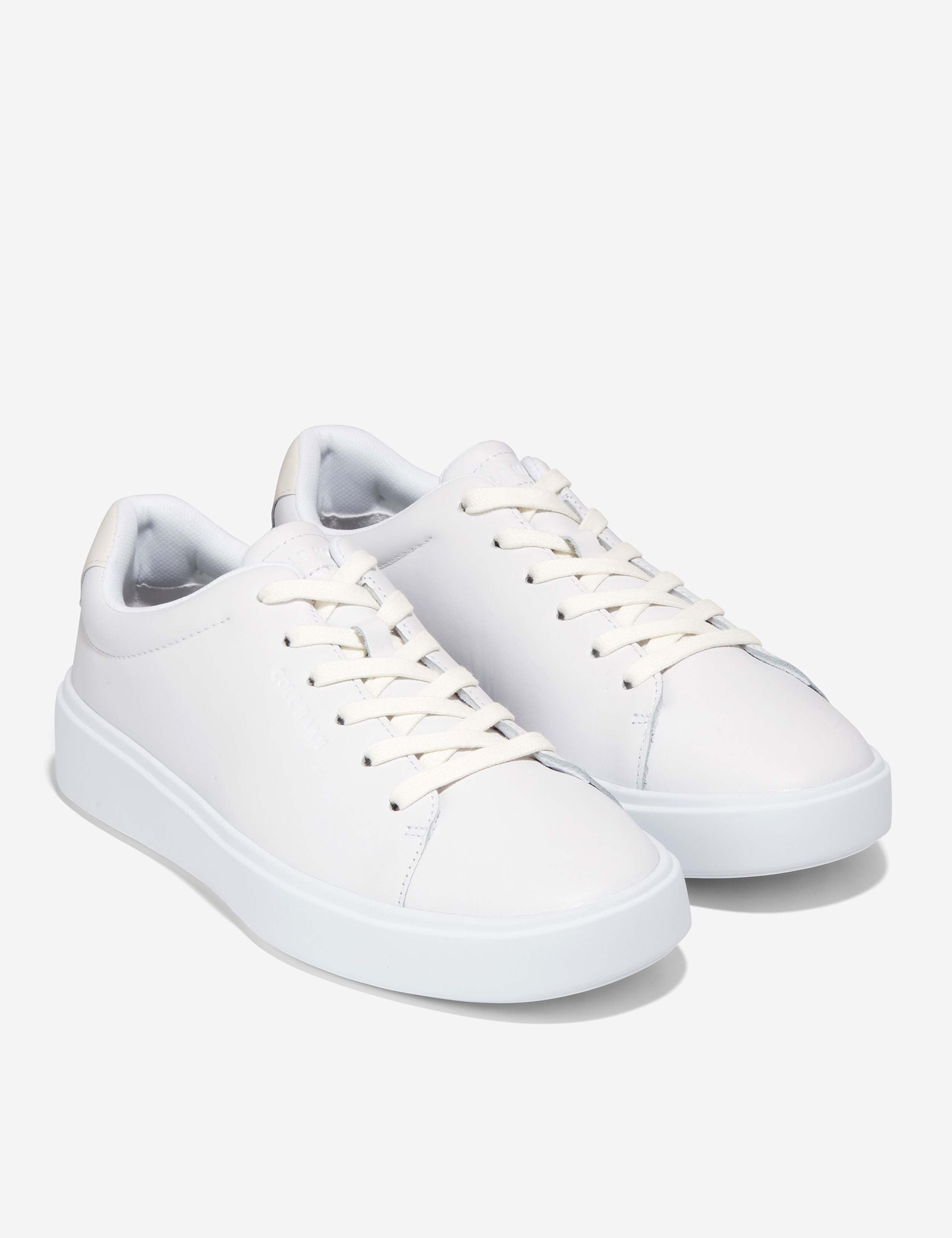 Leather Grand Crosscourt Traveler Lace Up Trainers 2 of 6