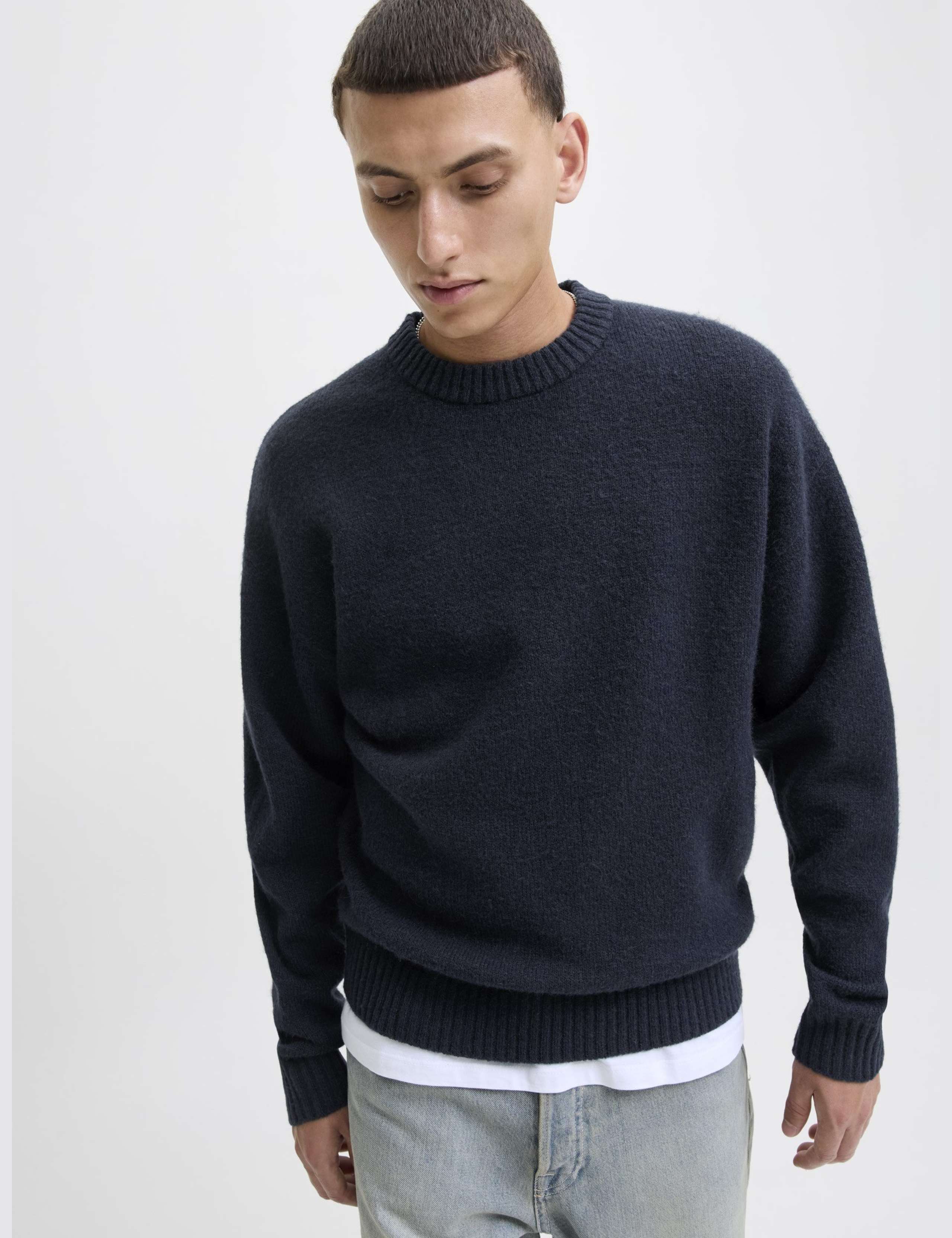 Crew Neck Long Sleeve Sweatshirt 4 of 5