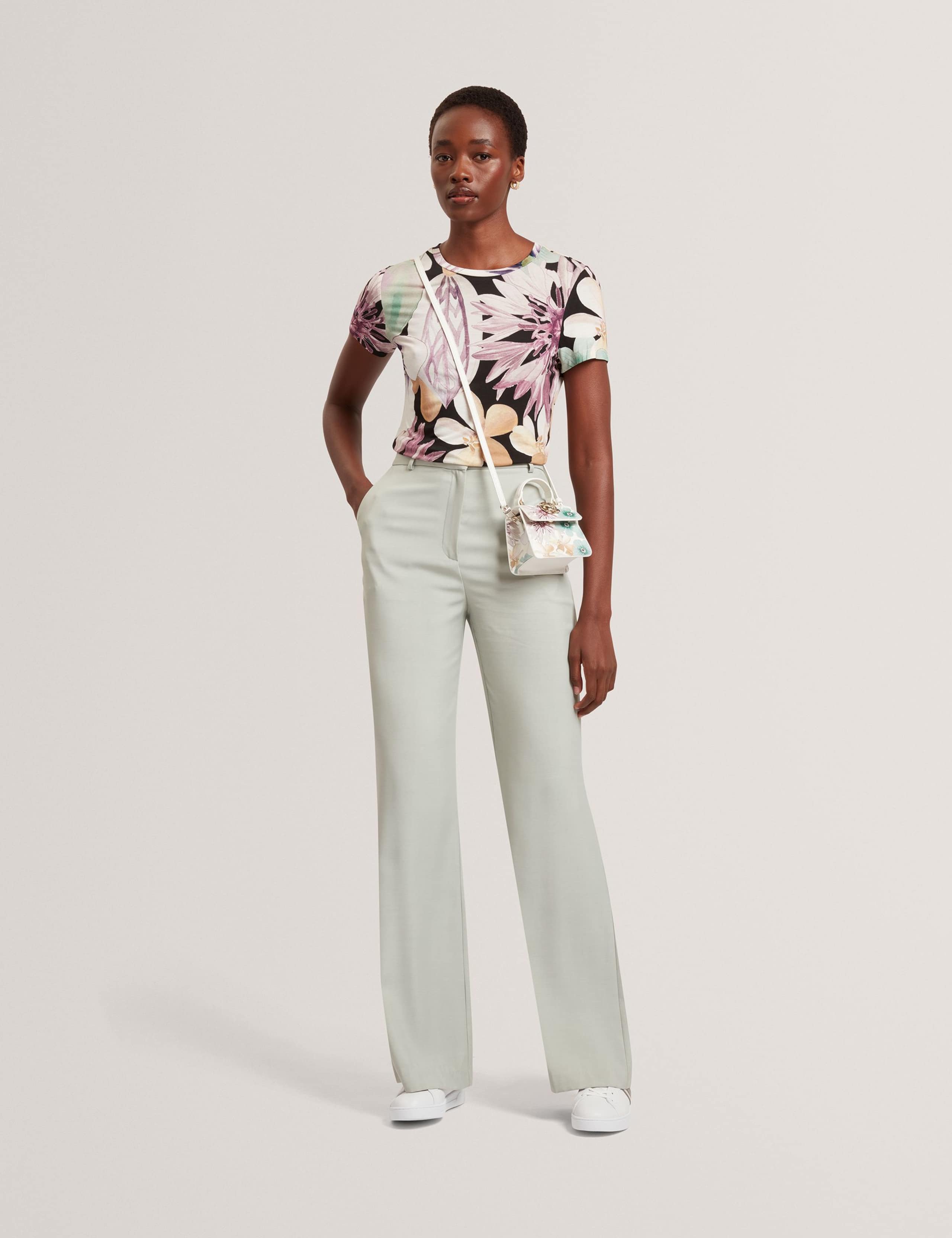 Floral T-Shirt 3 of 6