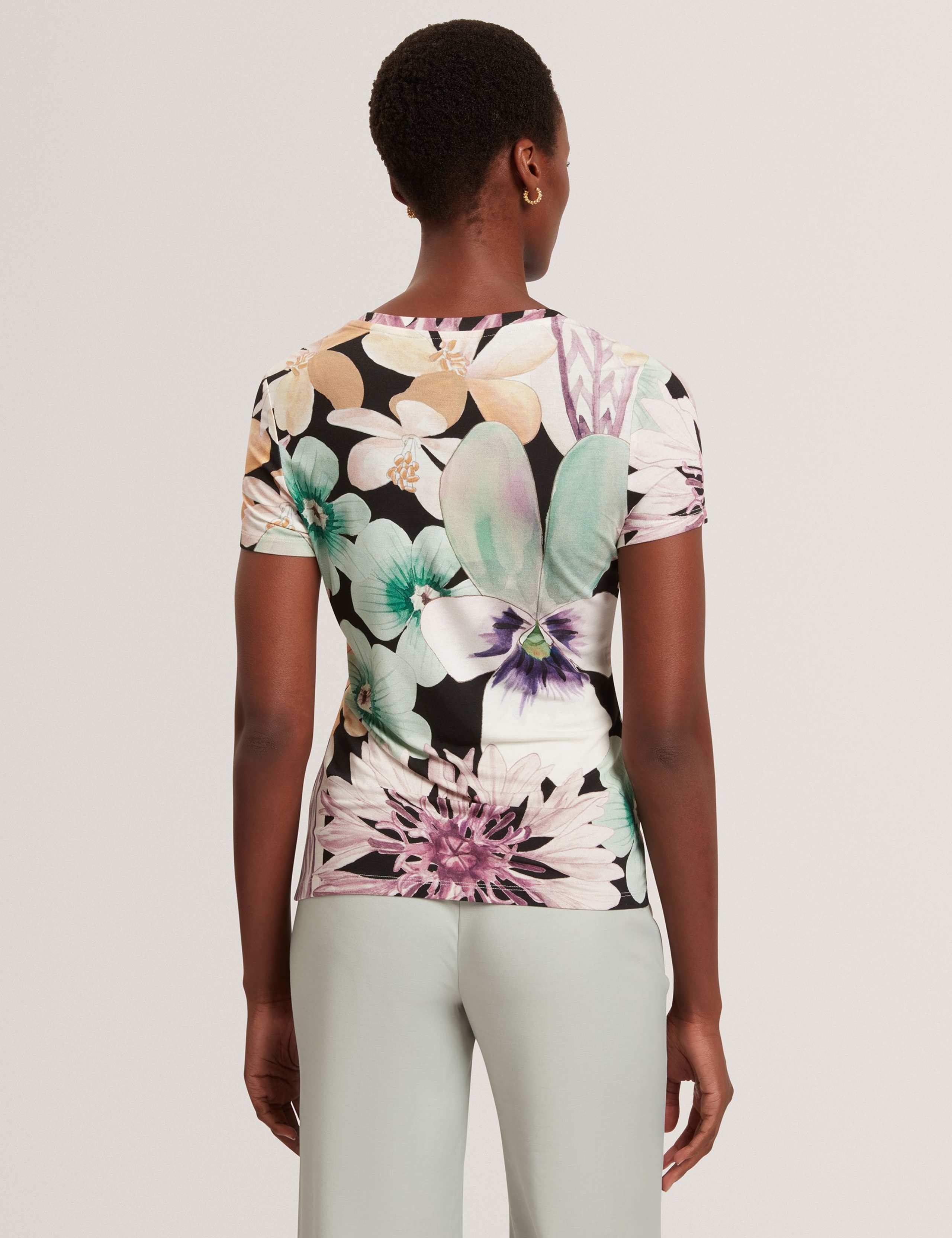 Floral T-Shirt 6 of 6