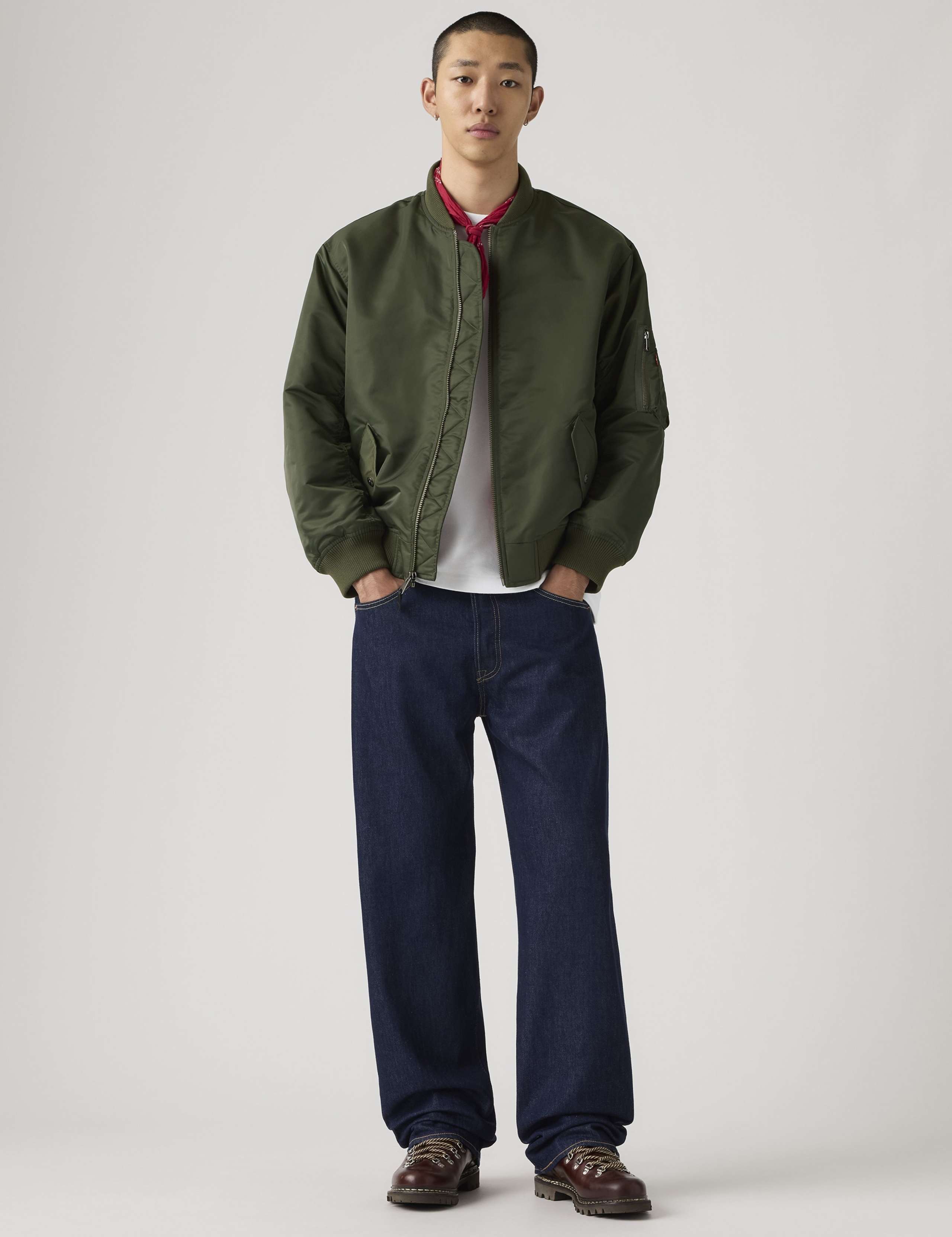 501™ Loose 5 Pocket Jeans 4 of 6