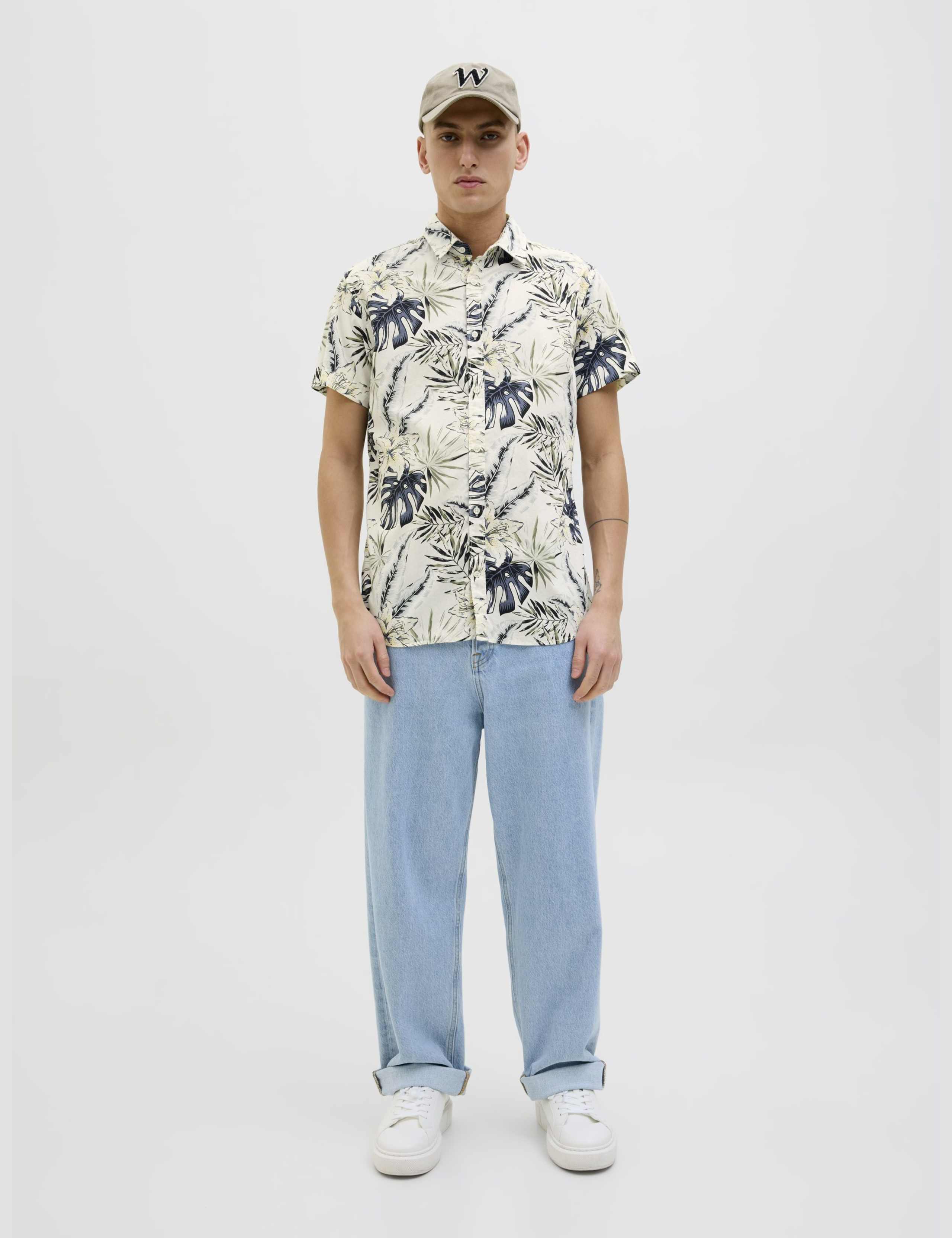 Pure Cotton Hawaiian Shirt 2 of 8