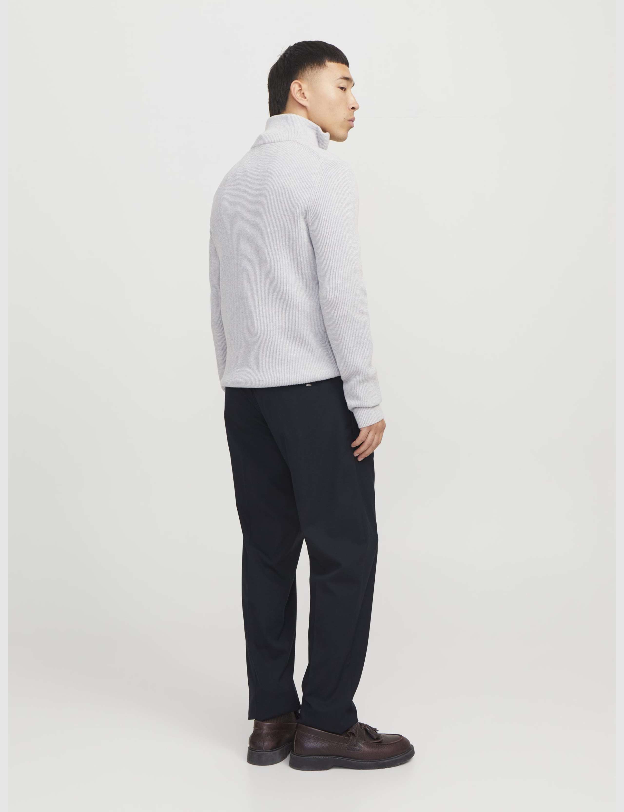 Relaxed Fit Smart Joggers 4 of 7