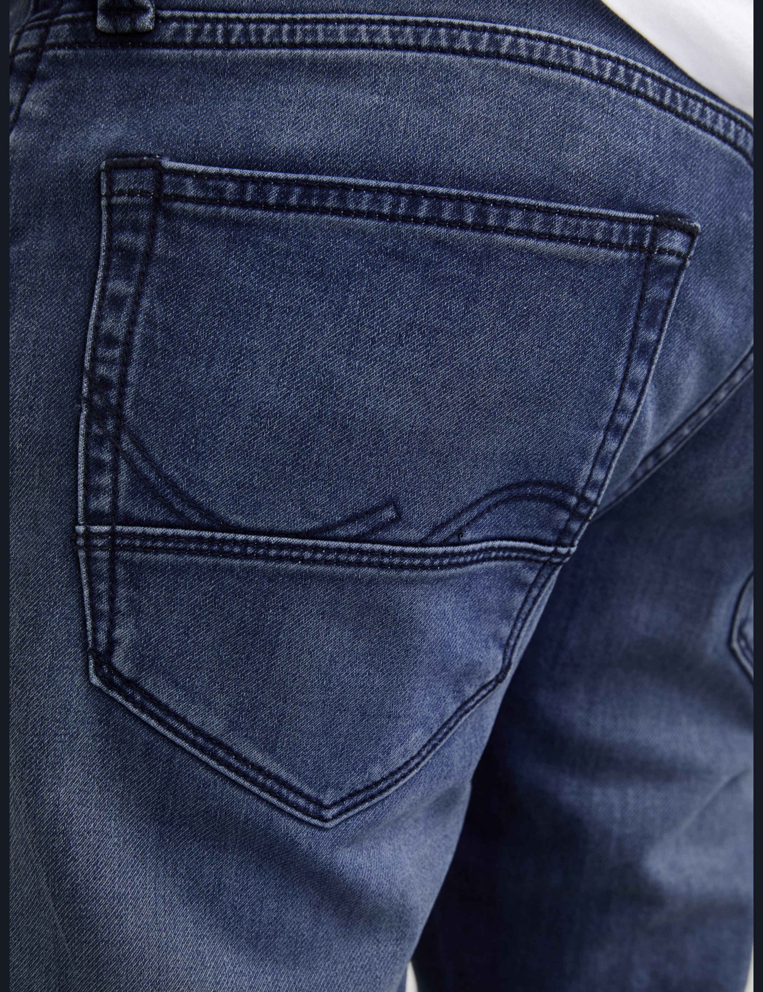 Tapered Fit Cotton Blend 5 Pocket Jeans 9 of 9