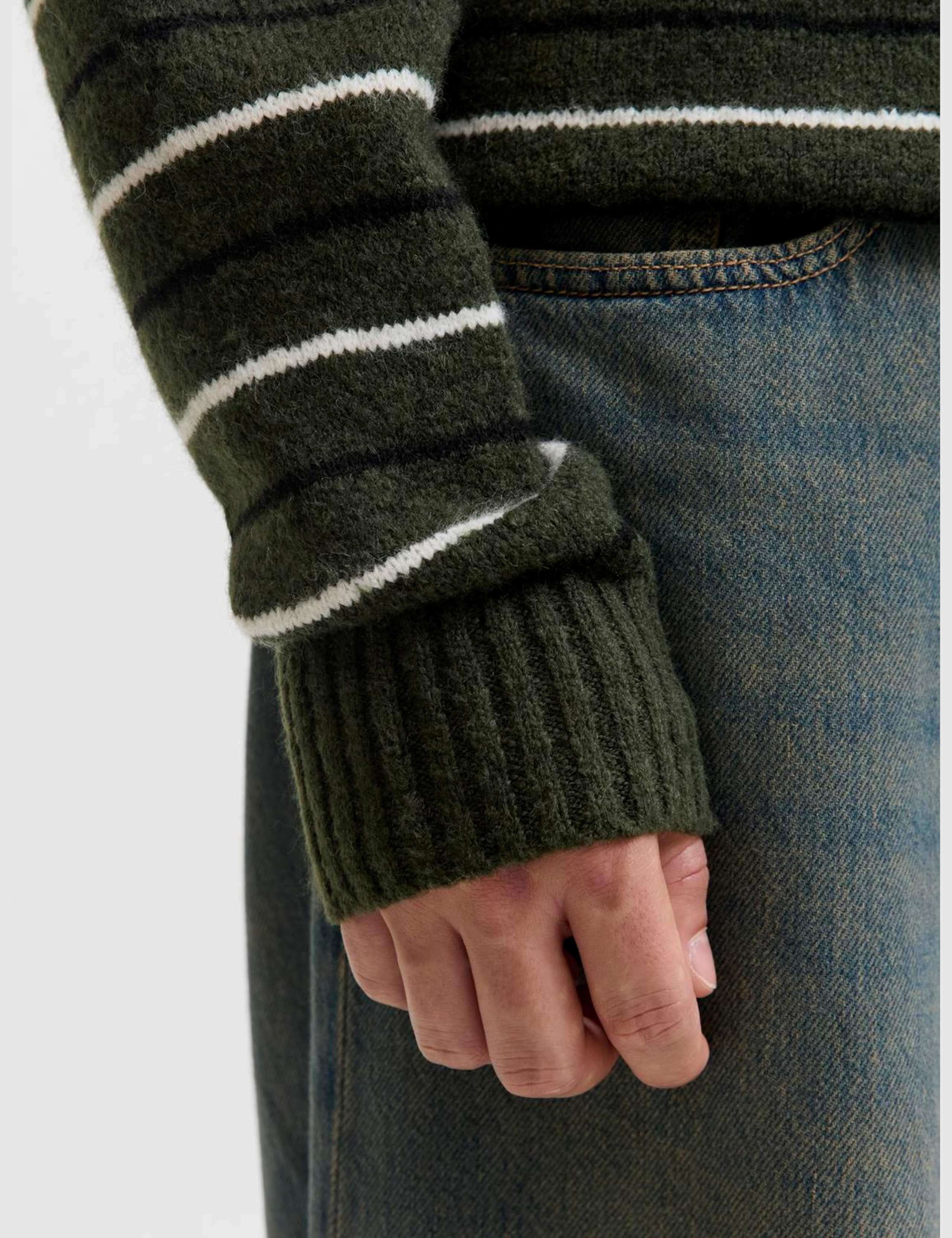 Striped Crew Neck Jumper 7 of 7