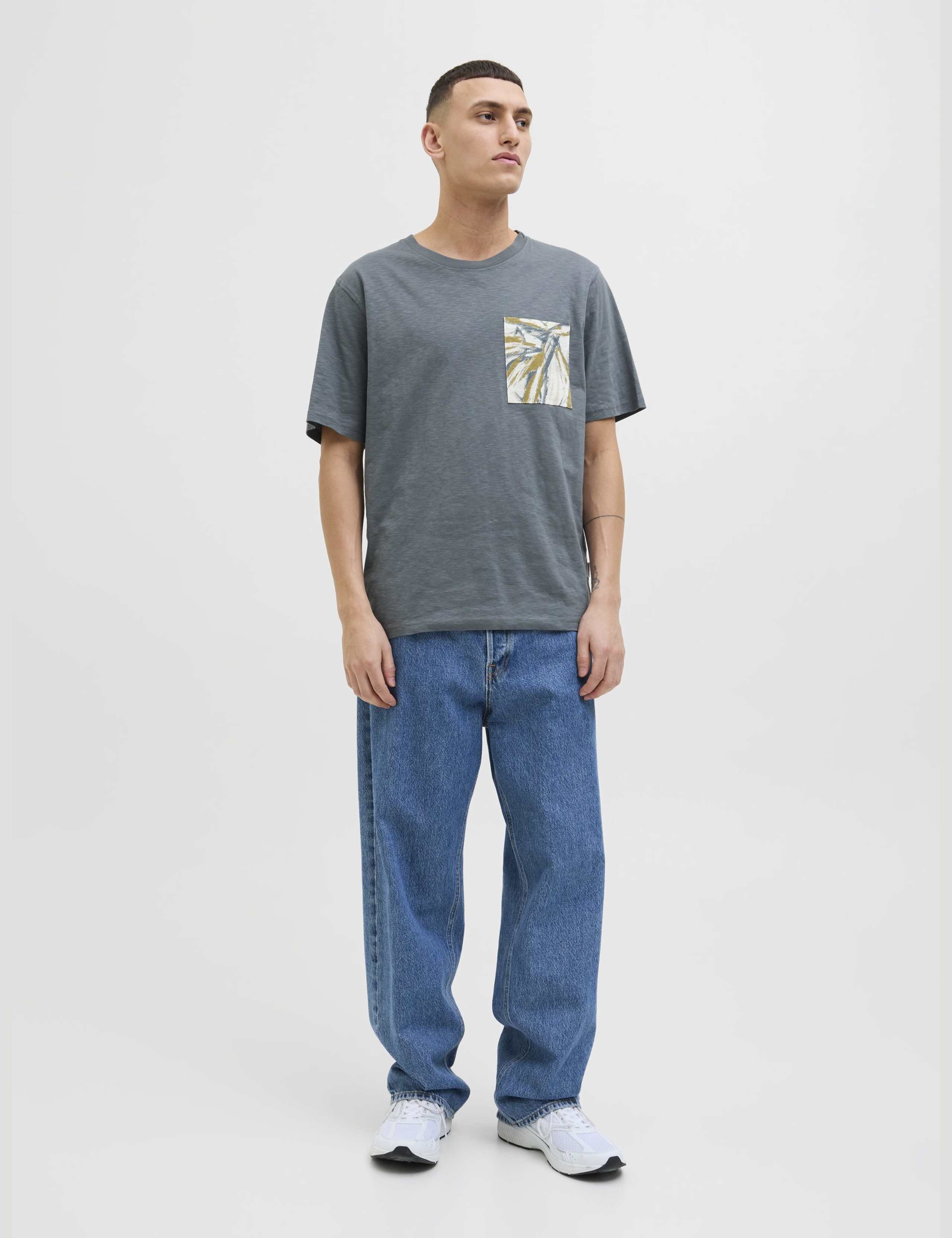 Pure Cotton Crew Neck Pocket T-Shirt 3 of 7
