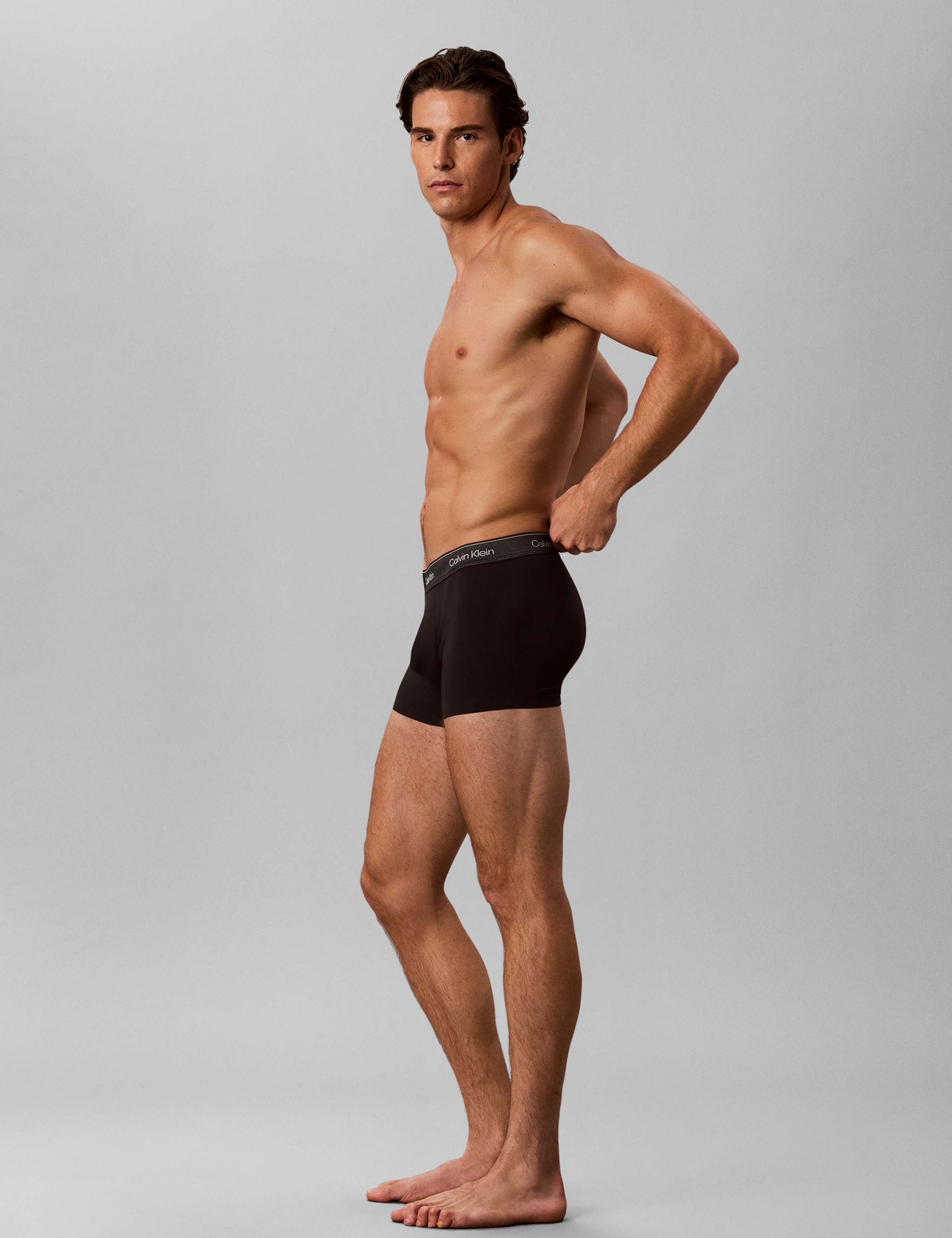 3 Pack Icon Cotton Rich Stretch Trunks 4 of 6