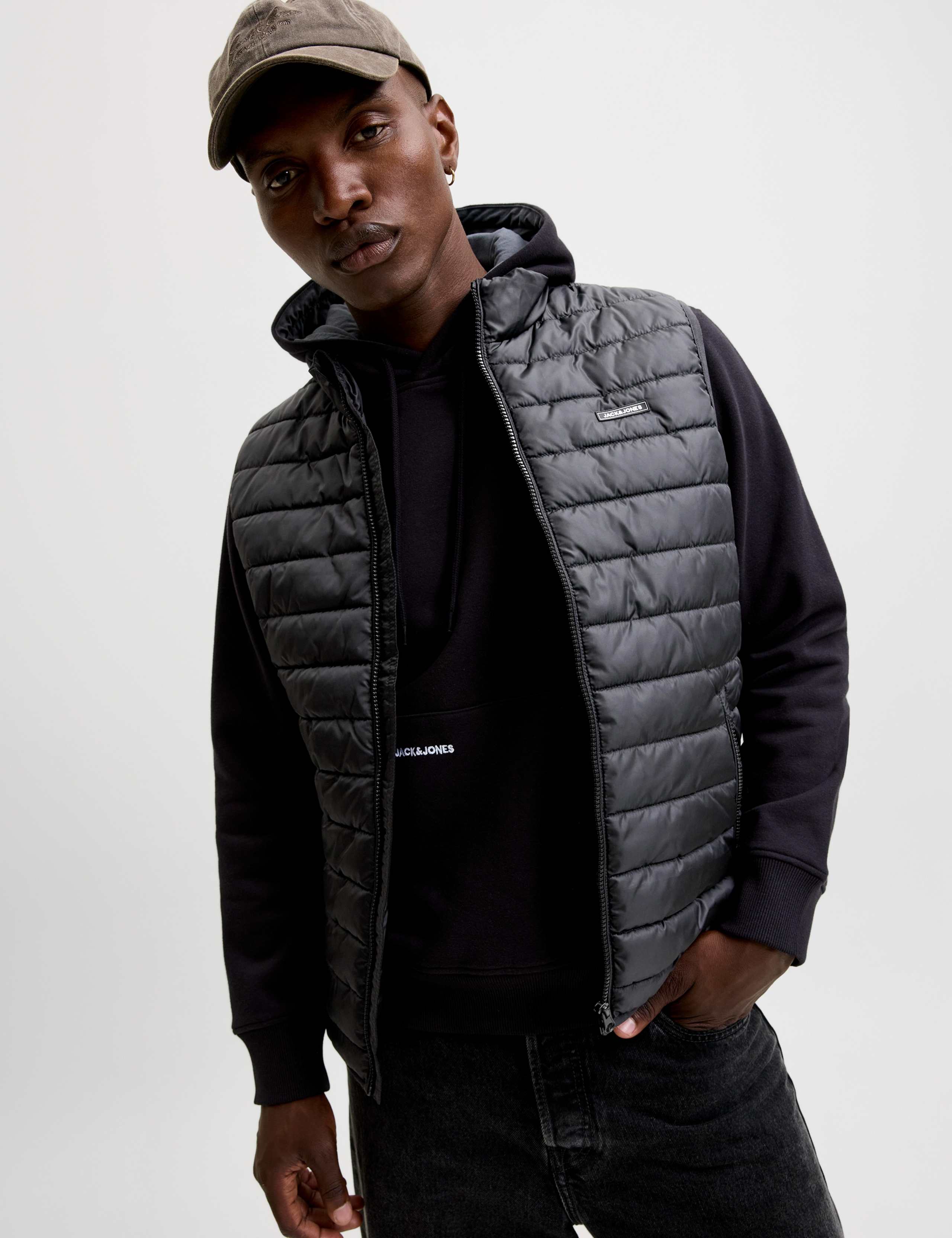 Lightweight Quilted Gilet 4 of 7