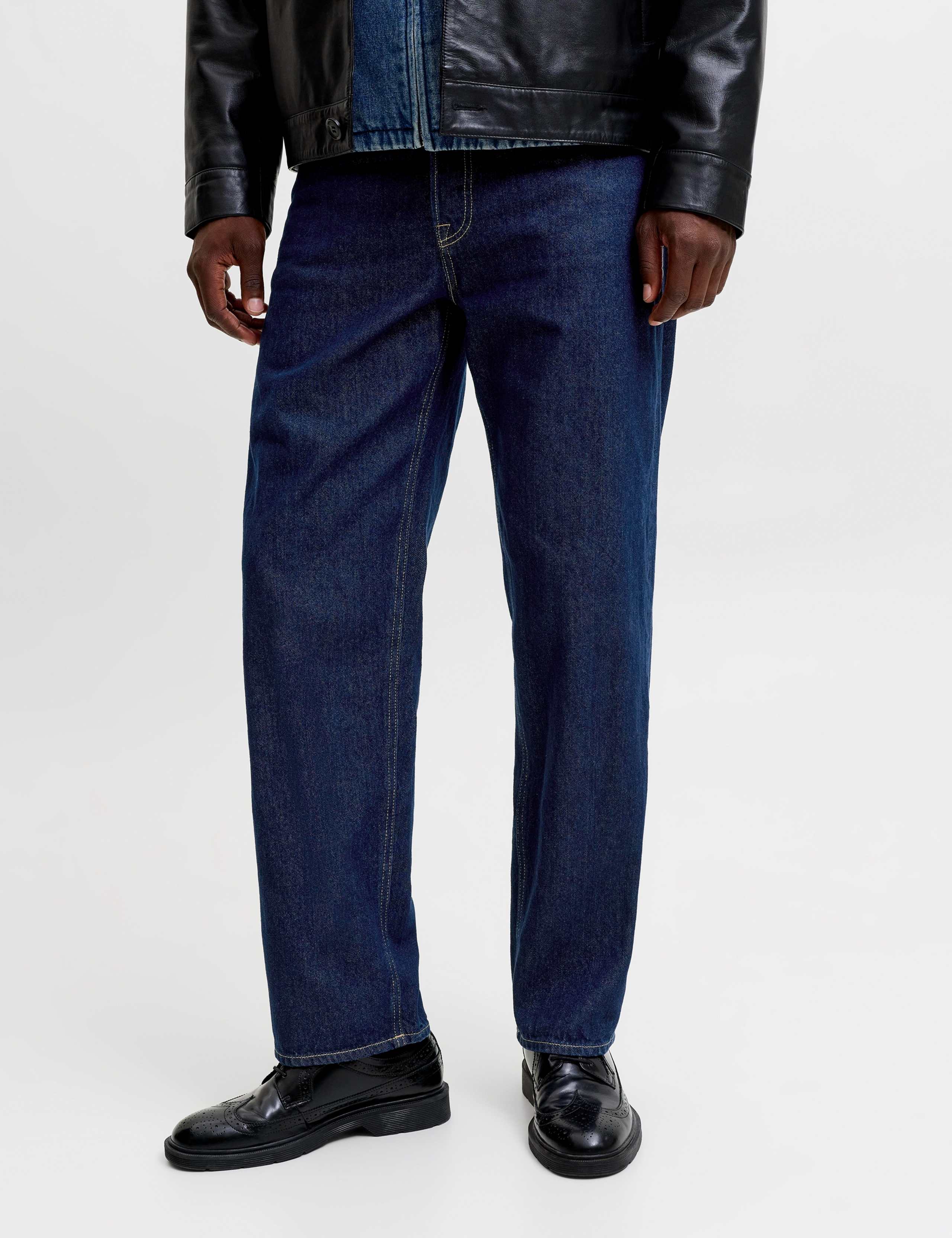 Loose Fit 5 Pocket Jeans 1 of 7