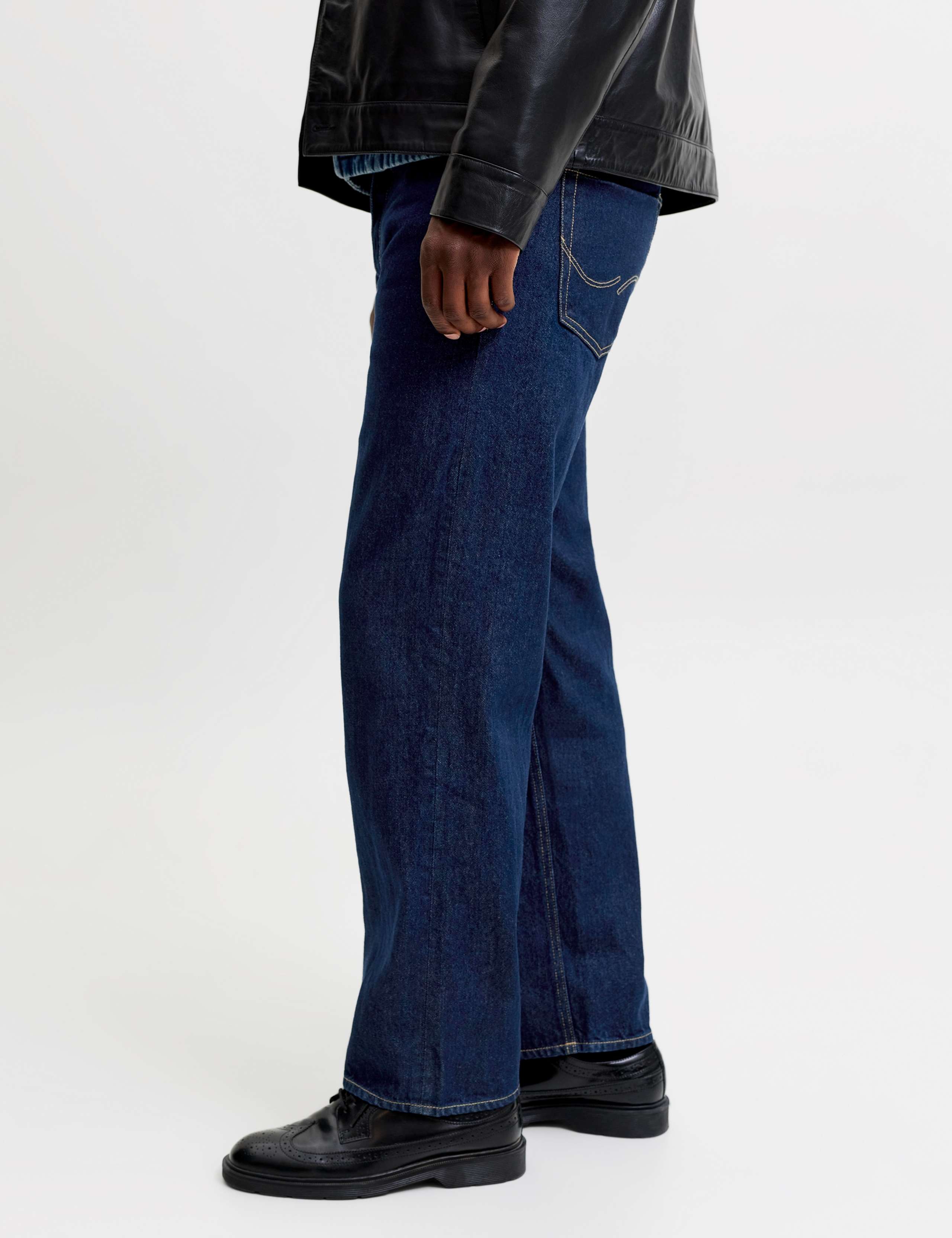 Loose Fit 5 Pocket Jeans 5 of 7