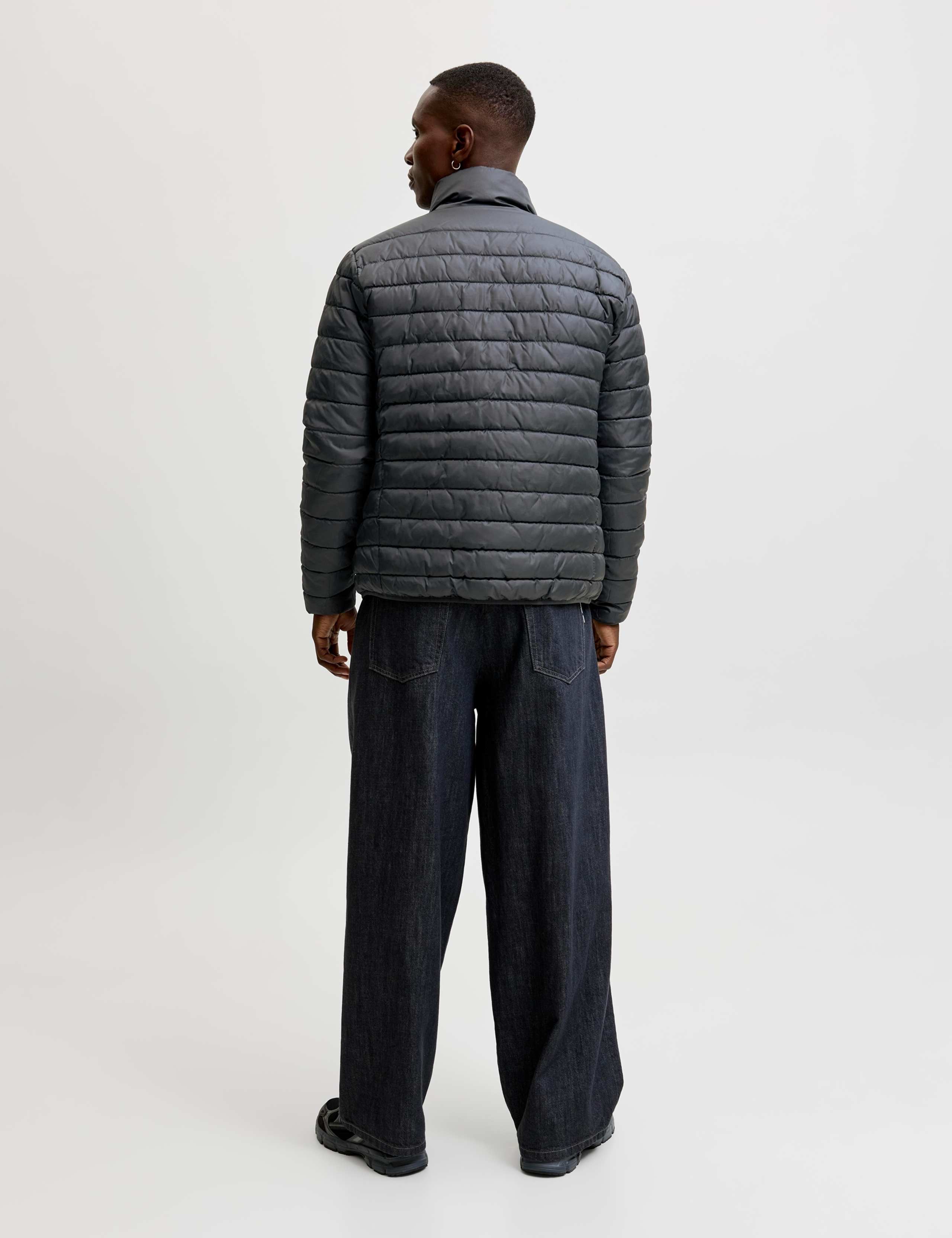 Lightweight Quilted Puffer Jacket 3 of 7