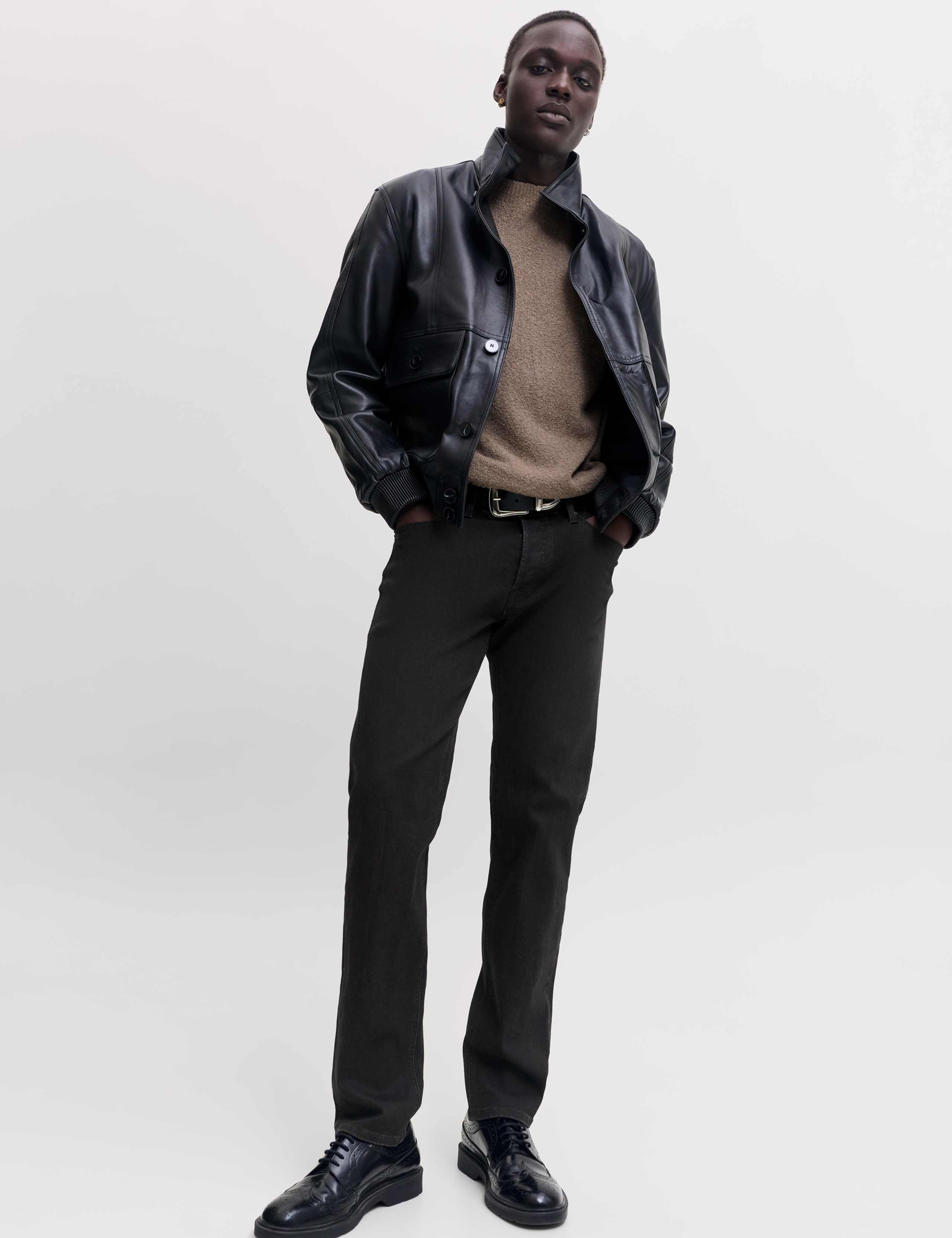 Tapered Fit 5 Pocket Jeans 2 of 7