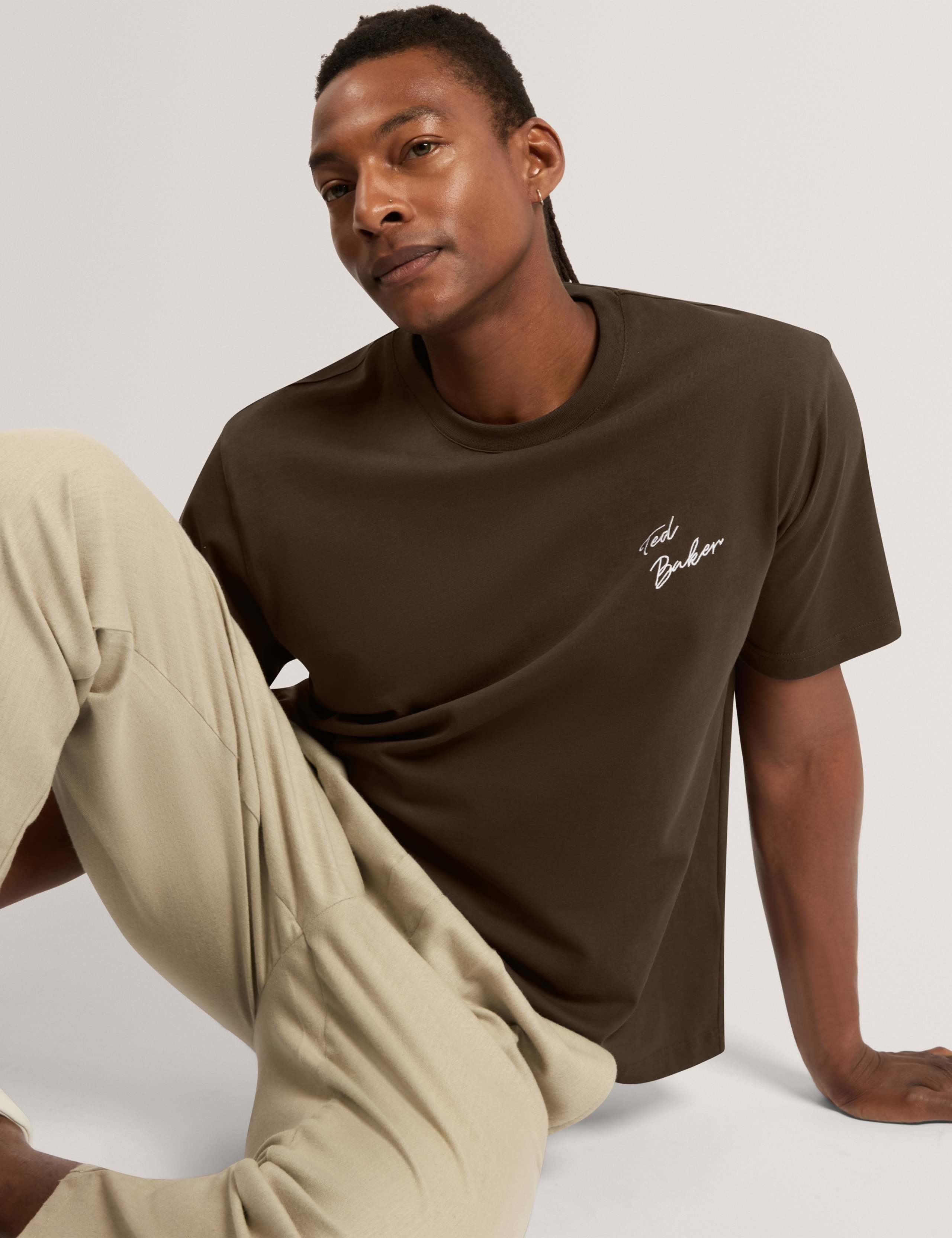 Pure Cotton Graphic T-Shirt 3 of 7