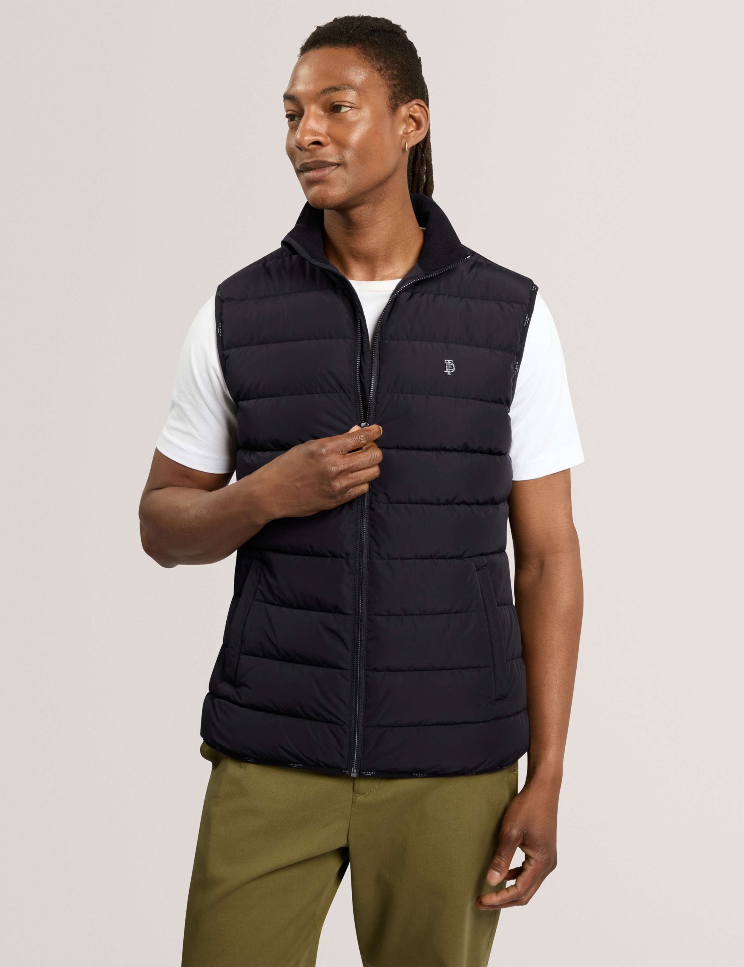 Lightweight Quilted Gilet 2 of 4