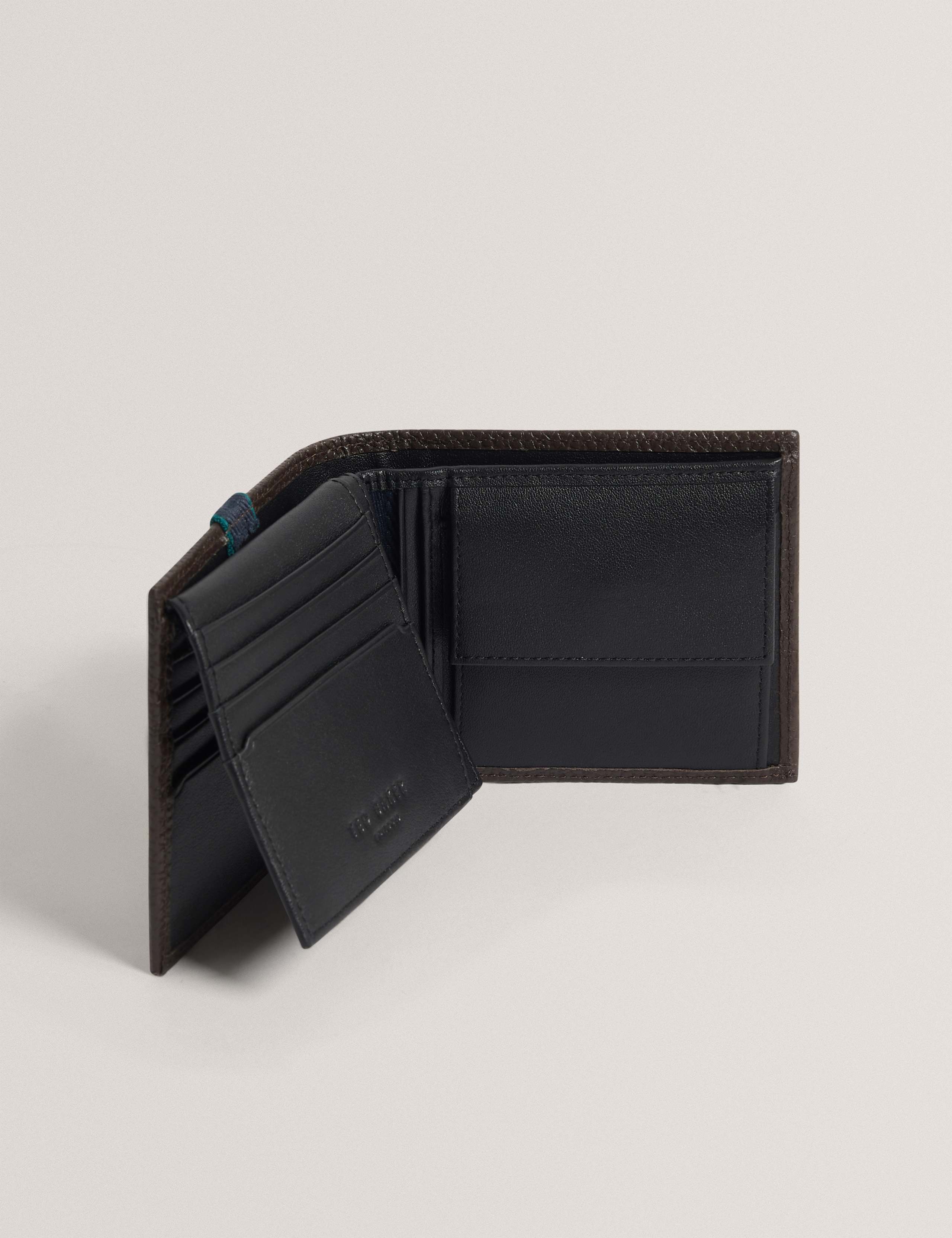 Leather Trifold Wallet 3 of 4