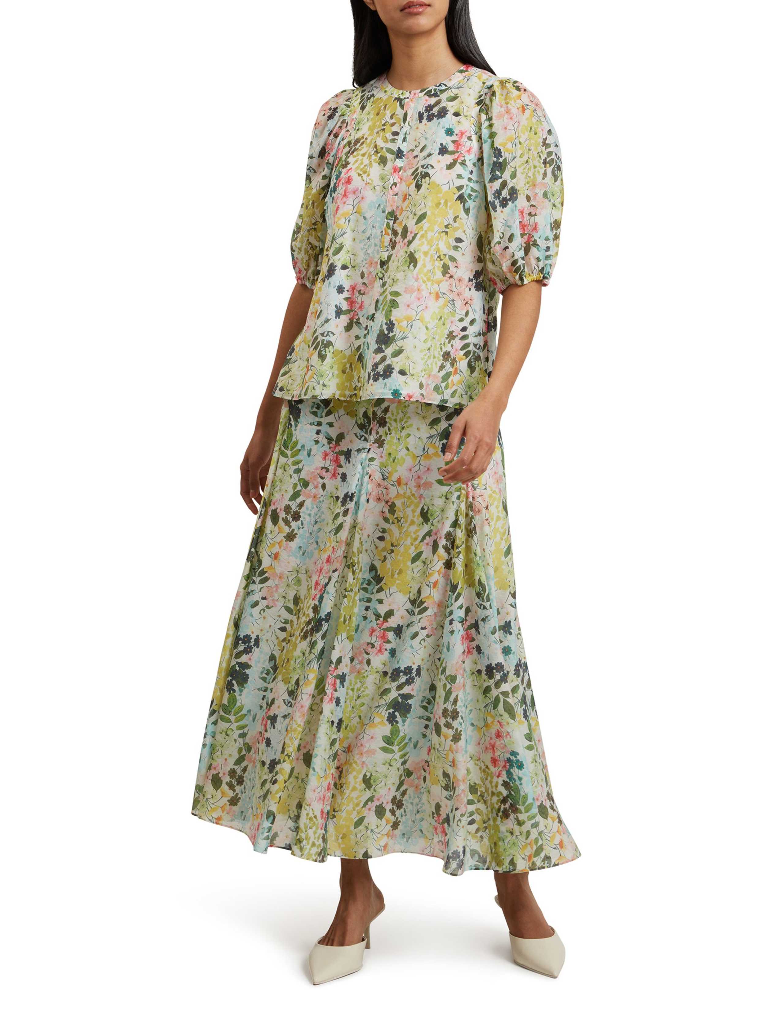 Lyocell Rich Floral Puff Sleeve Blouse 3 of 6