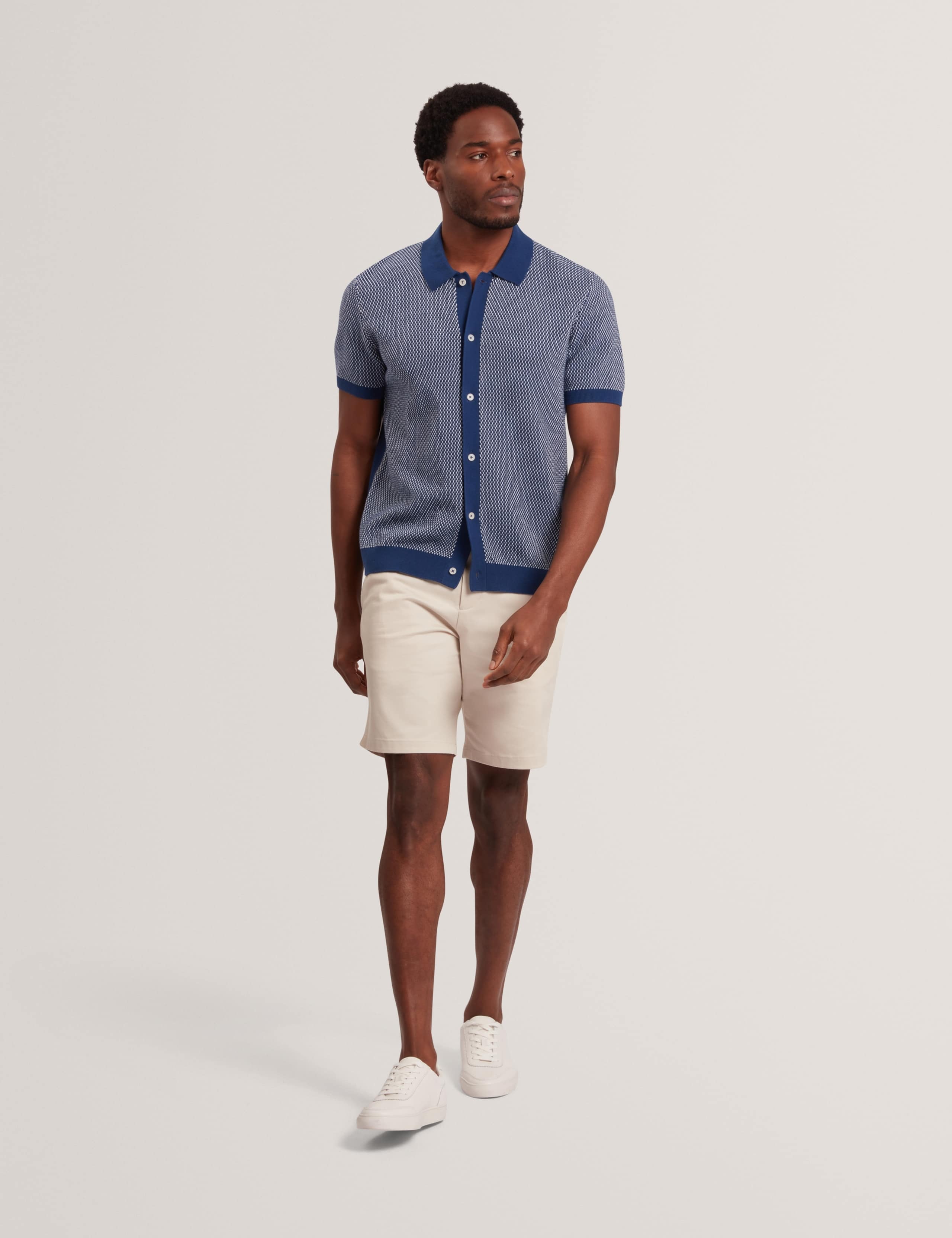 Pure Cotton Noliva Button-through Polo Shirt 4 of 7