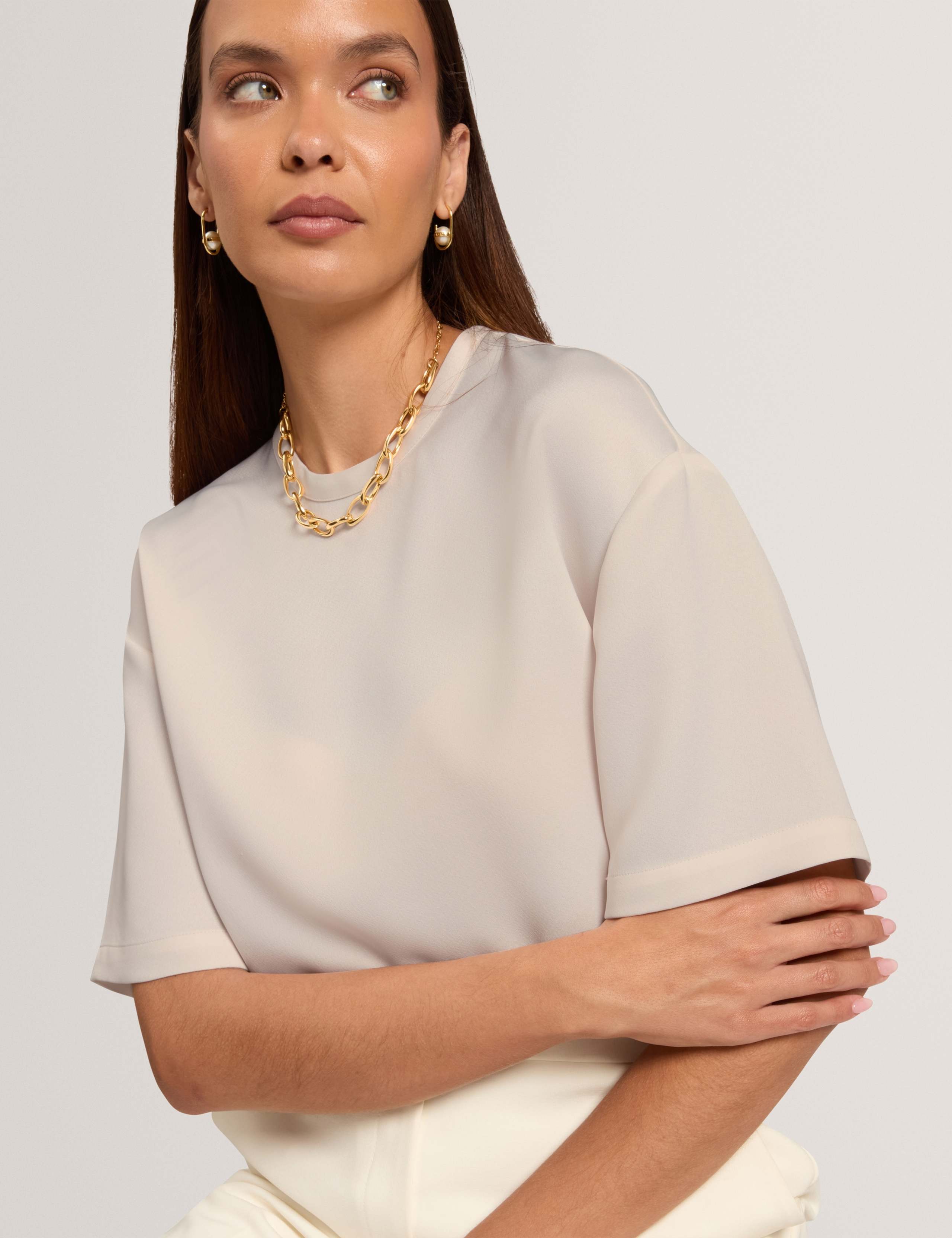 Satin T-Shirt 6 of 7