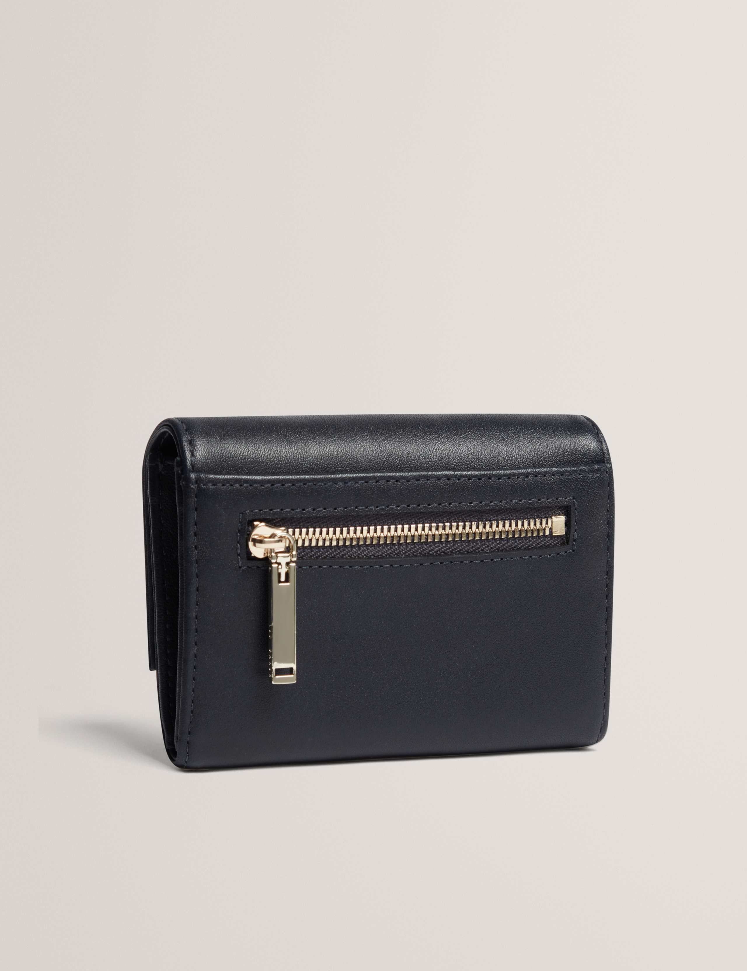 Leather Purse 2 of 3