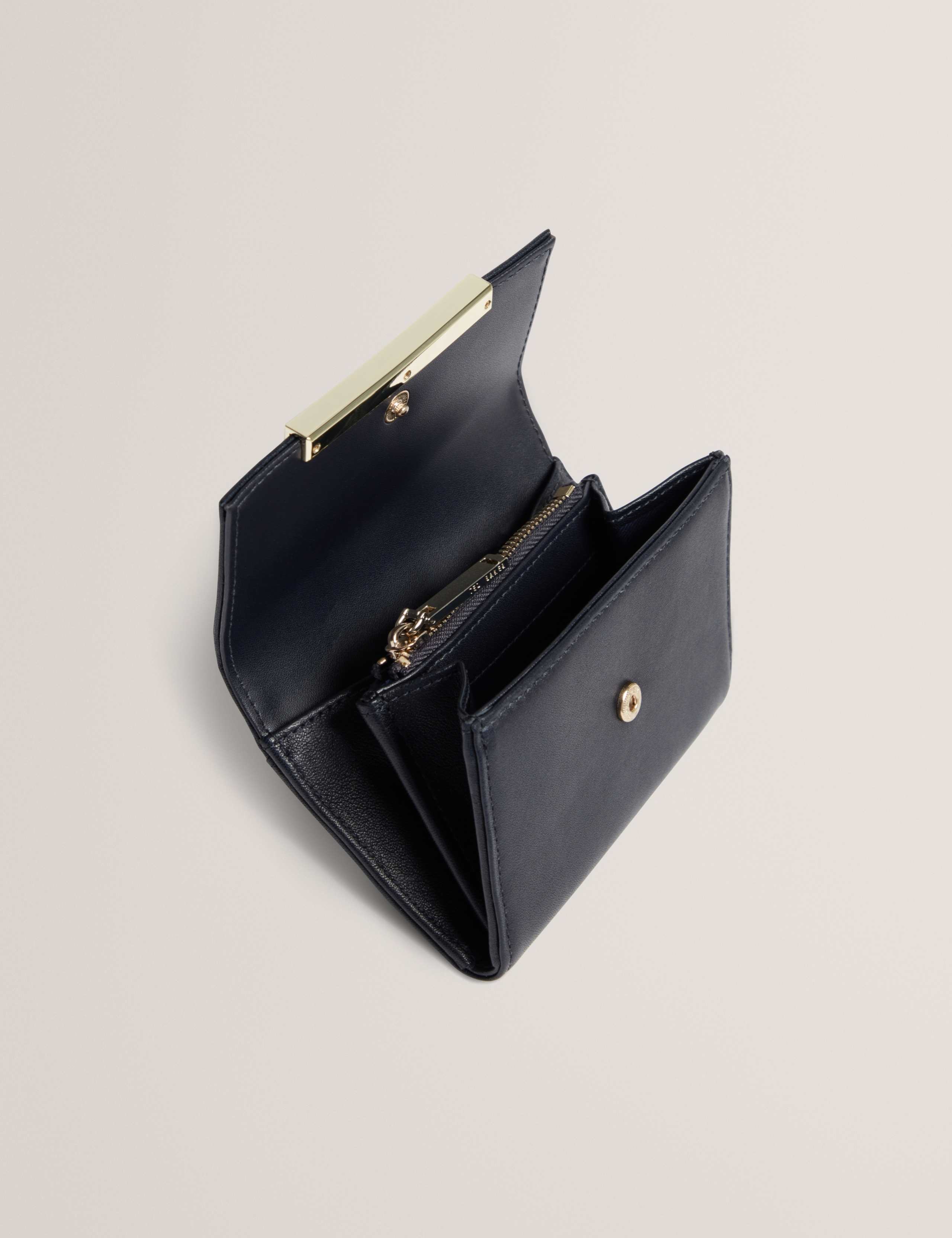 Leather Purse 3 of 3