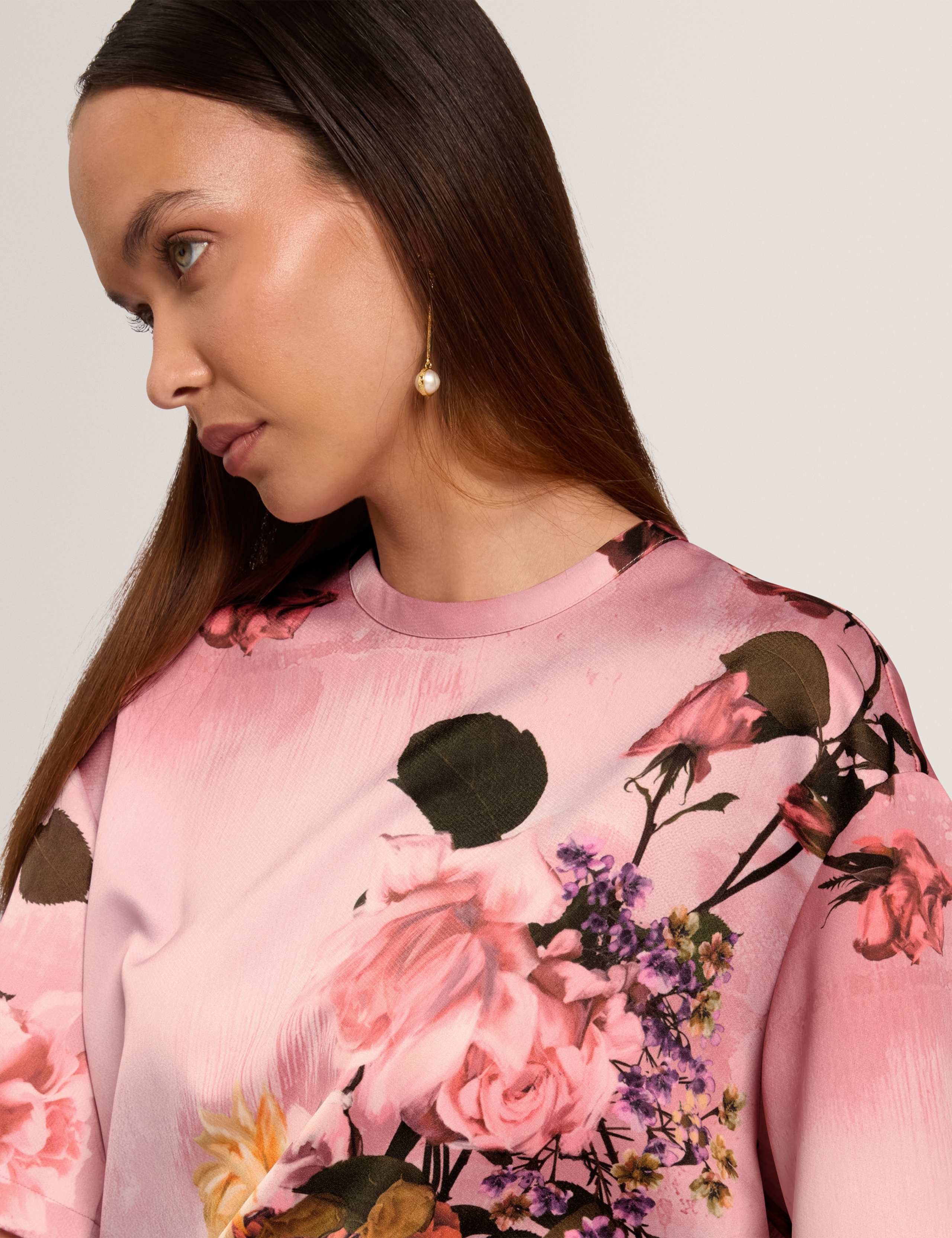Satin T-Shirt 6 of 7