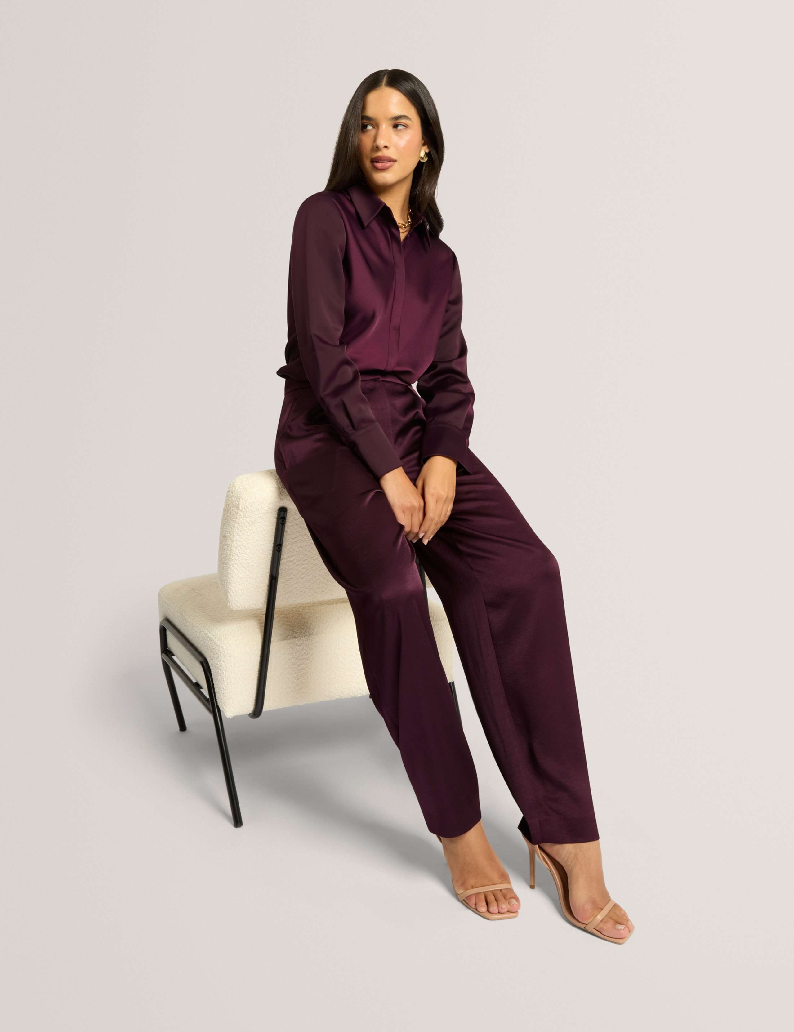Pleated Barrel Leg Trousers 3 of 7